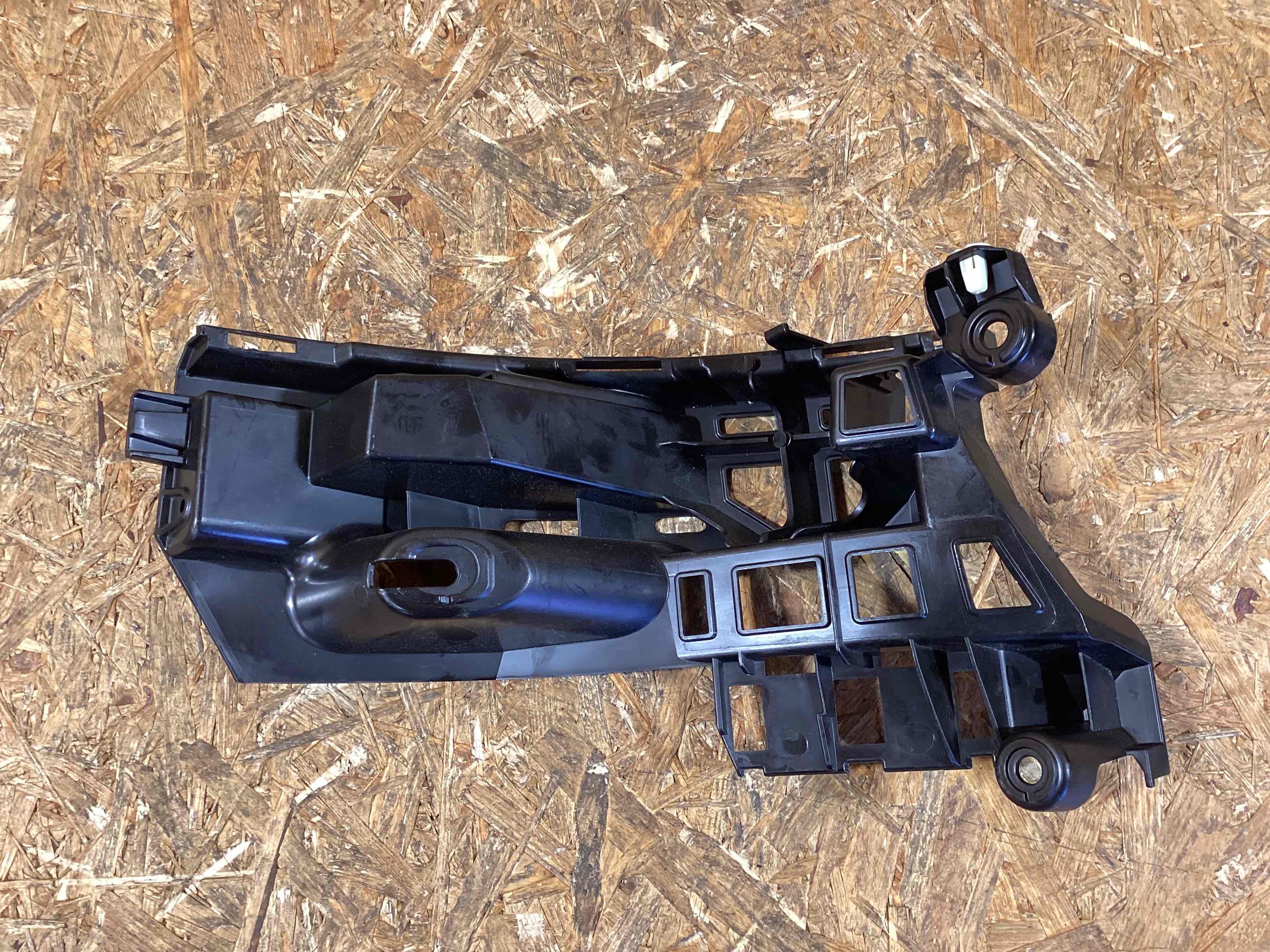 Крепление бампера Porsche Macan 170326-125