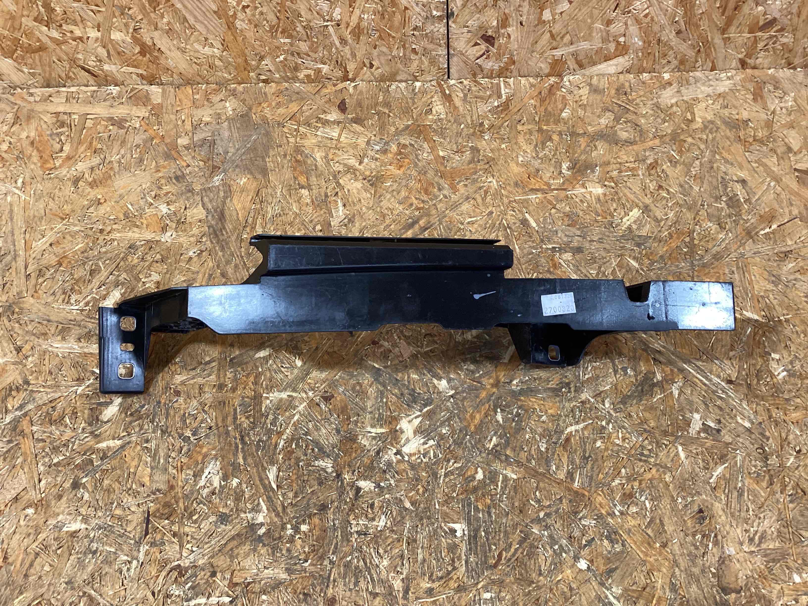 Крепление фары Porsche Cayenne 170326-127