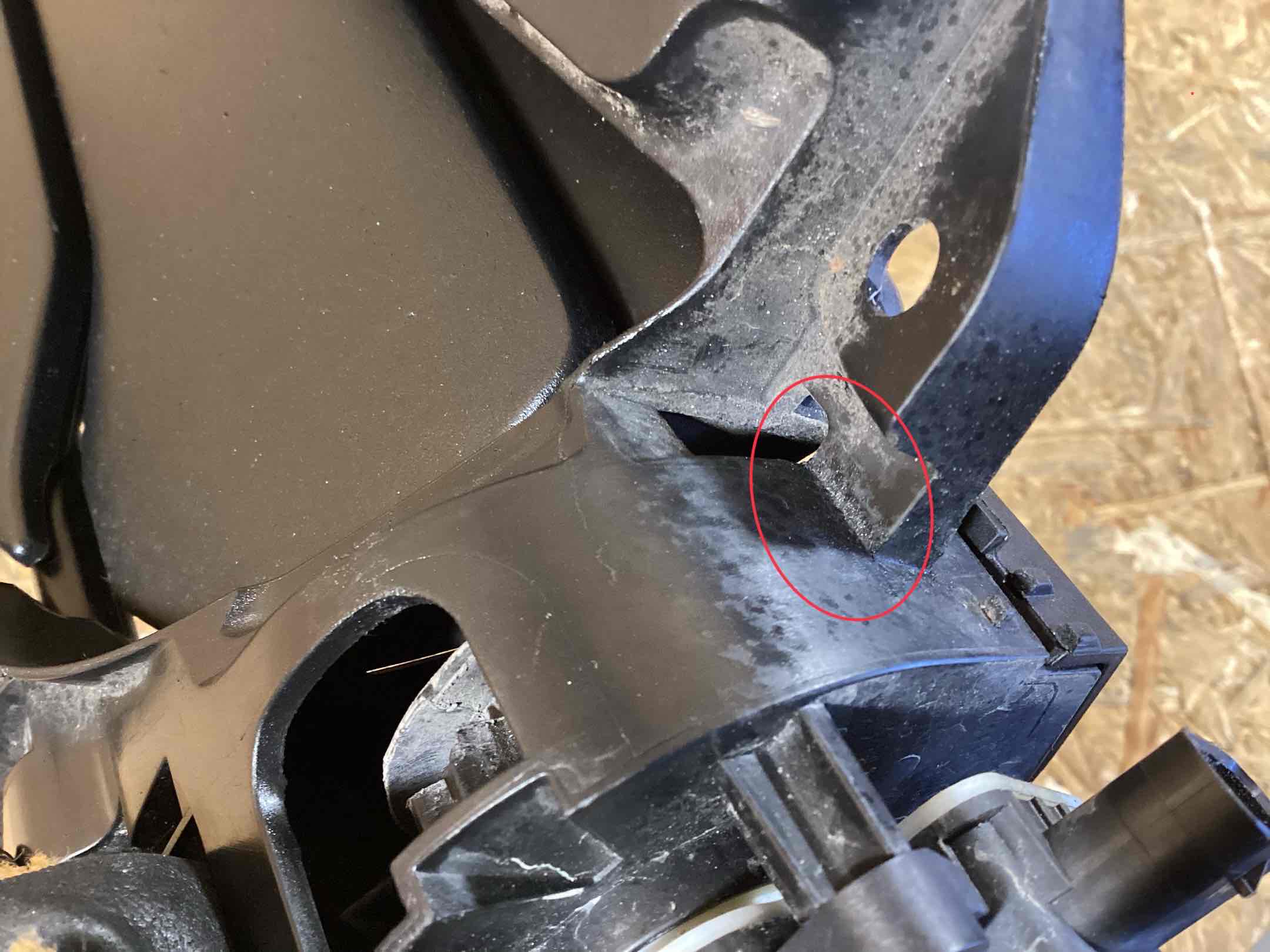 Жалюзи радиатора Porsche Taycan 170326-130