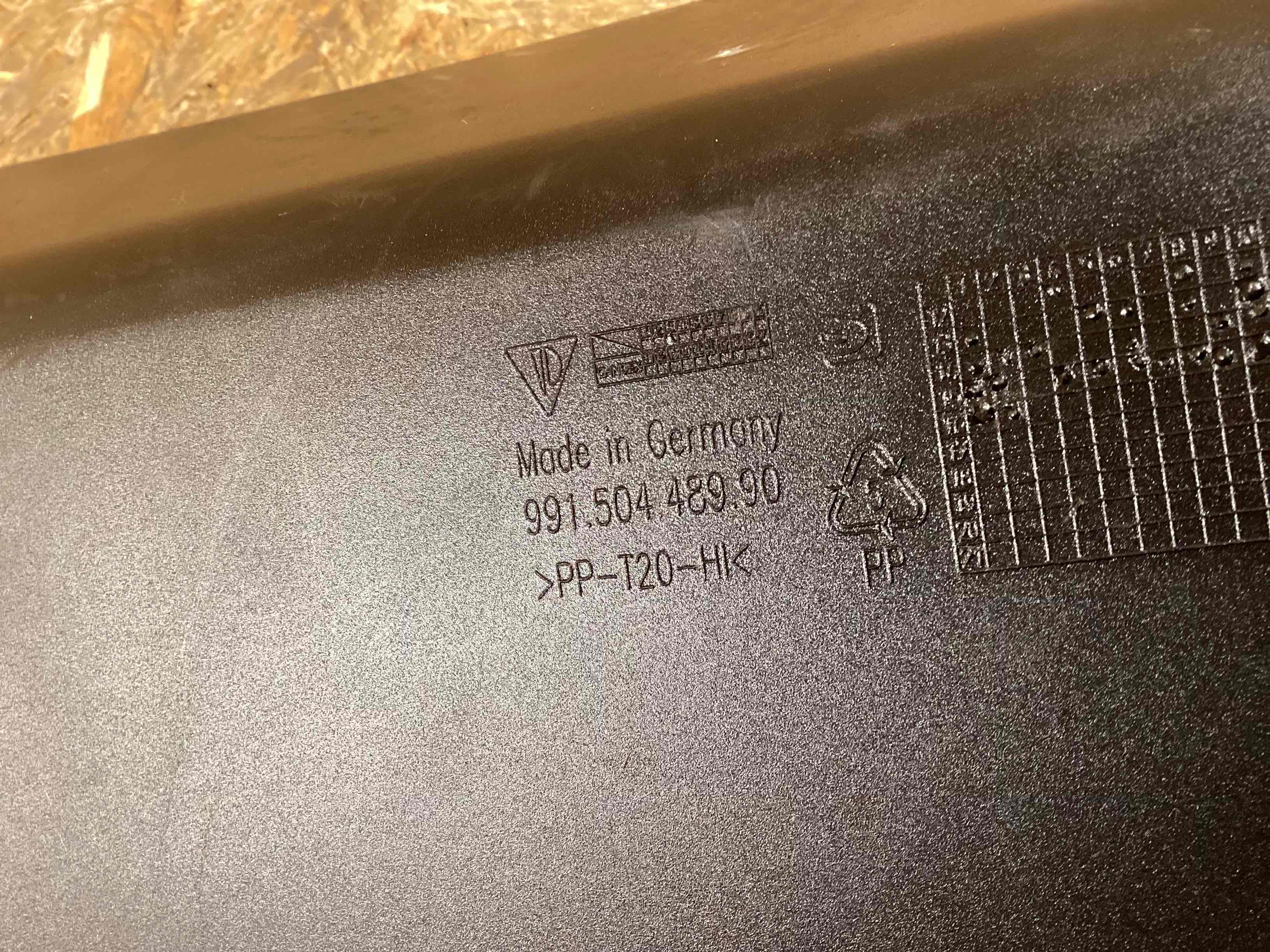 Воздуховод Porsche 911 170326-132