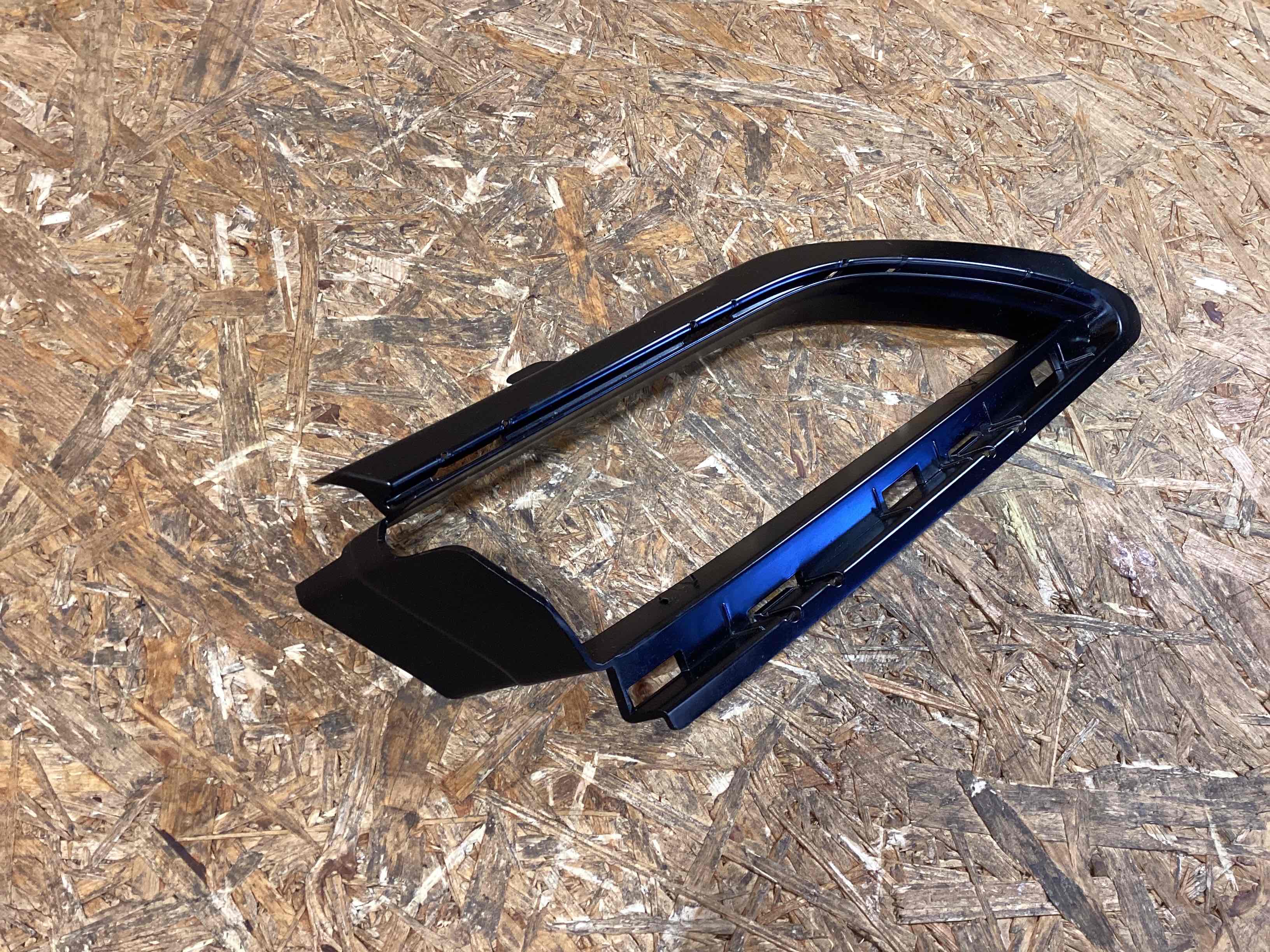 Заглушка, вставка (решетка) в бампер Porsche Cayenne 170326-134