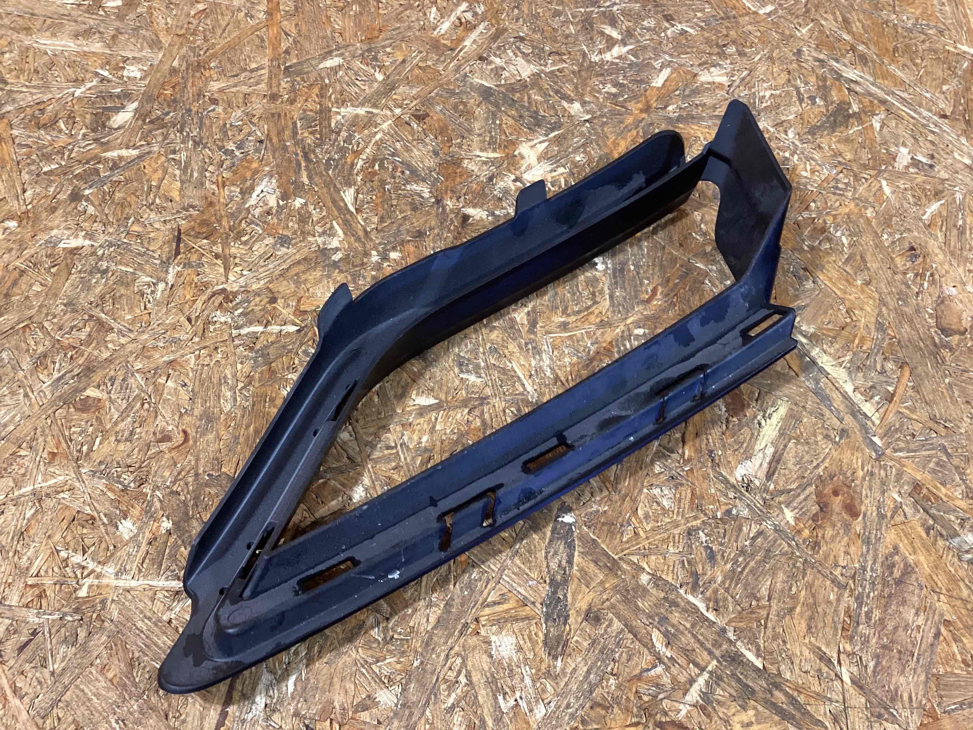 Заглушка, вставка (решетка) в бампер Porsche Cayenne 170326-134