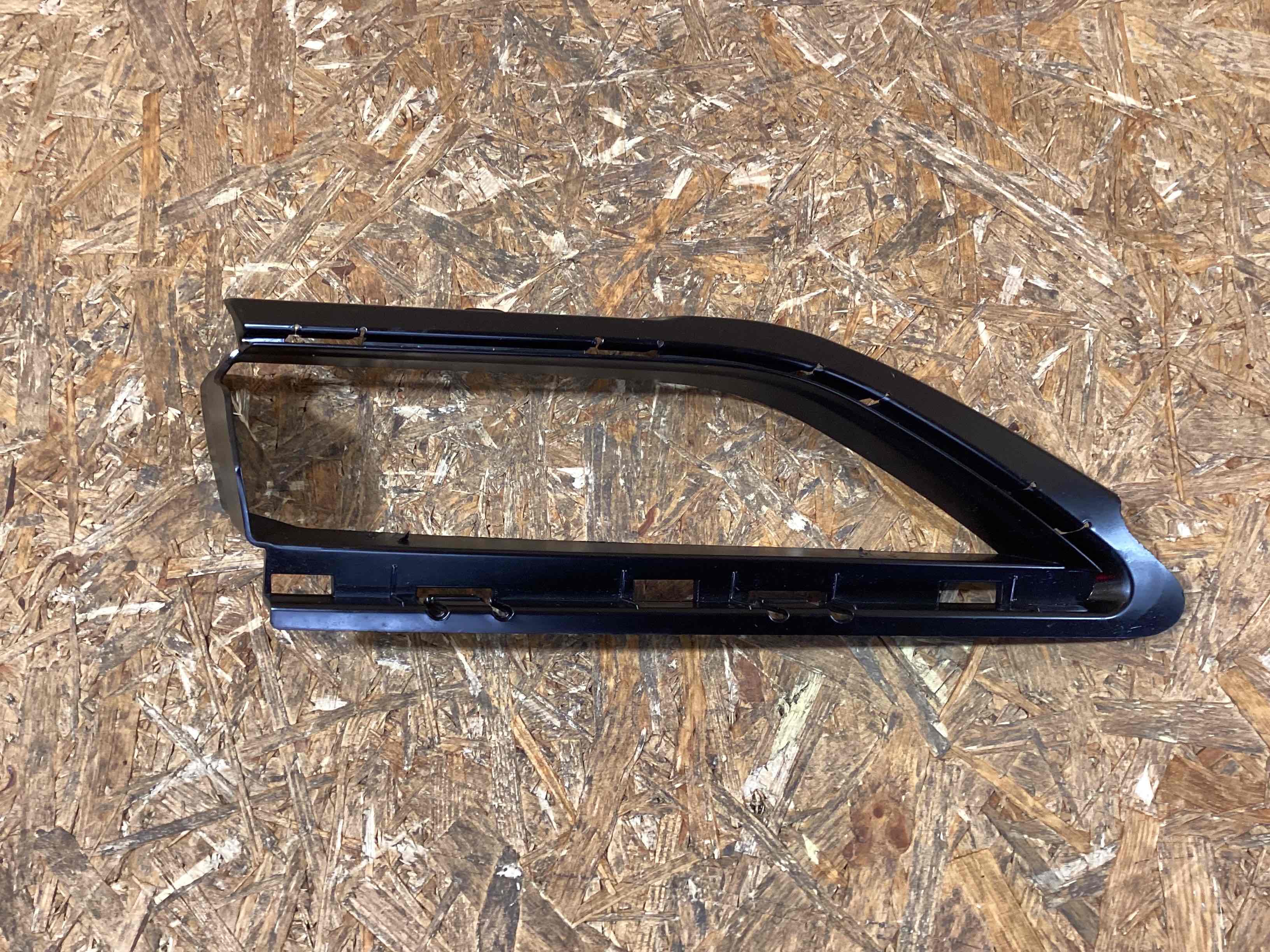 Заглушка, вставка (решетка) в бампер Porsche Cayenne 170326-134