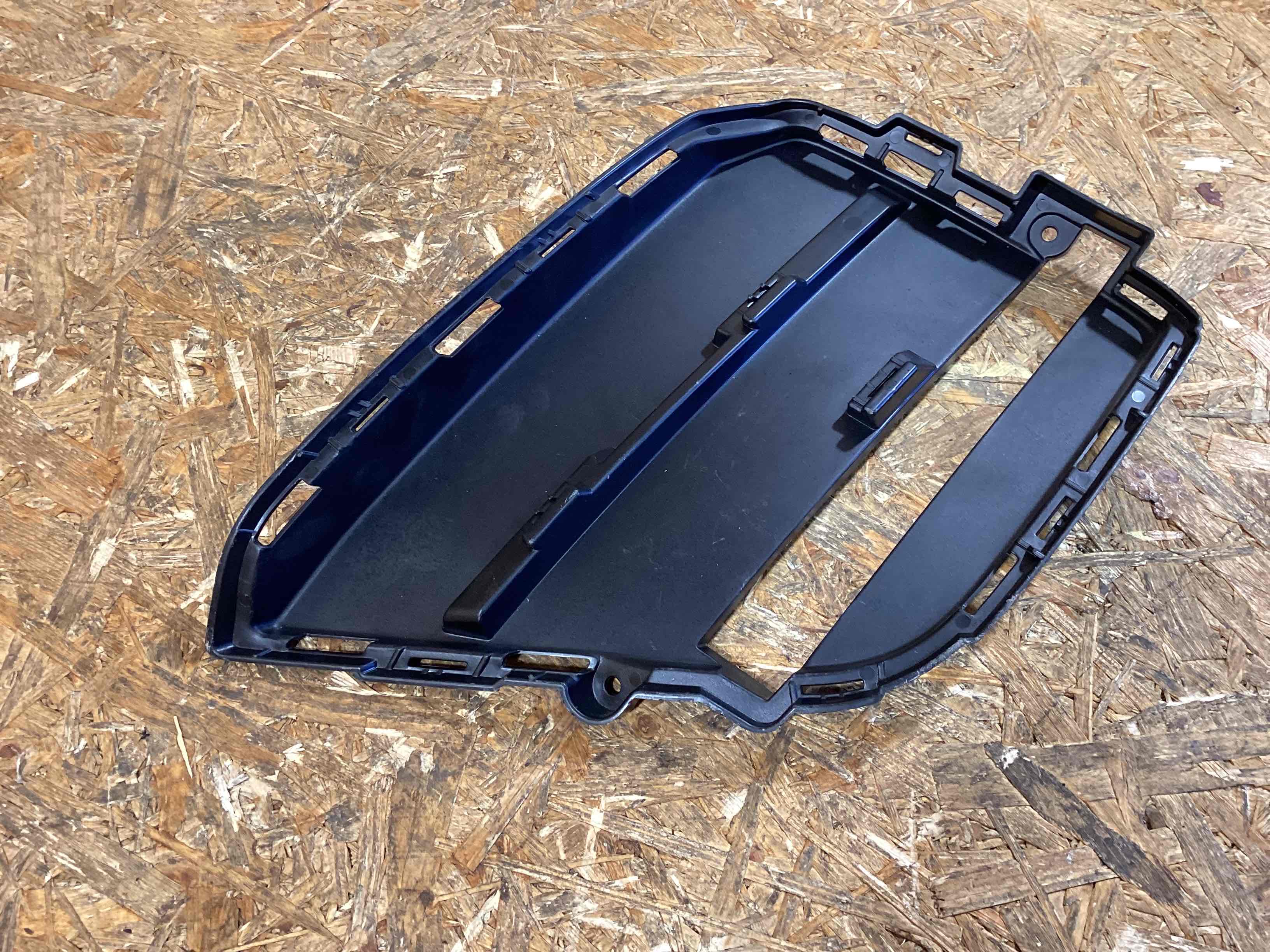 Заглушка, вставка (решетка) в бампер Porsche Macan 170326-135