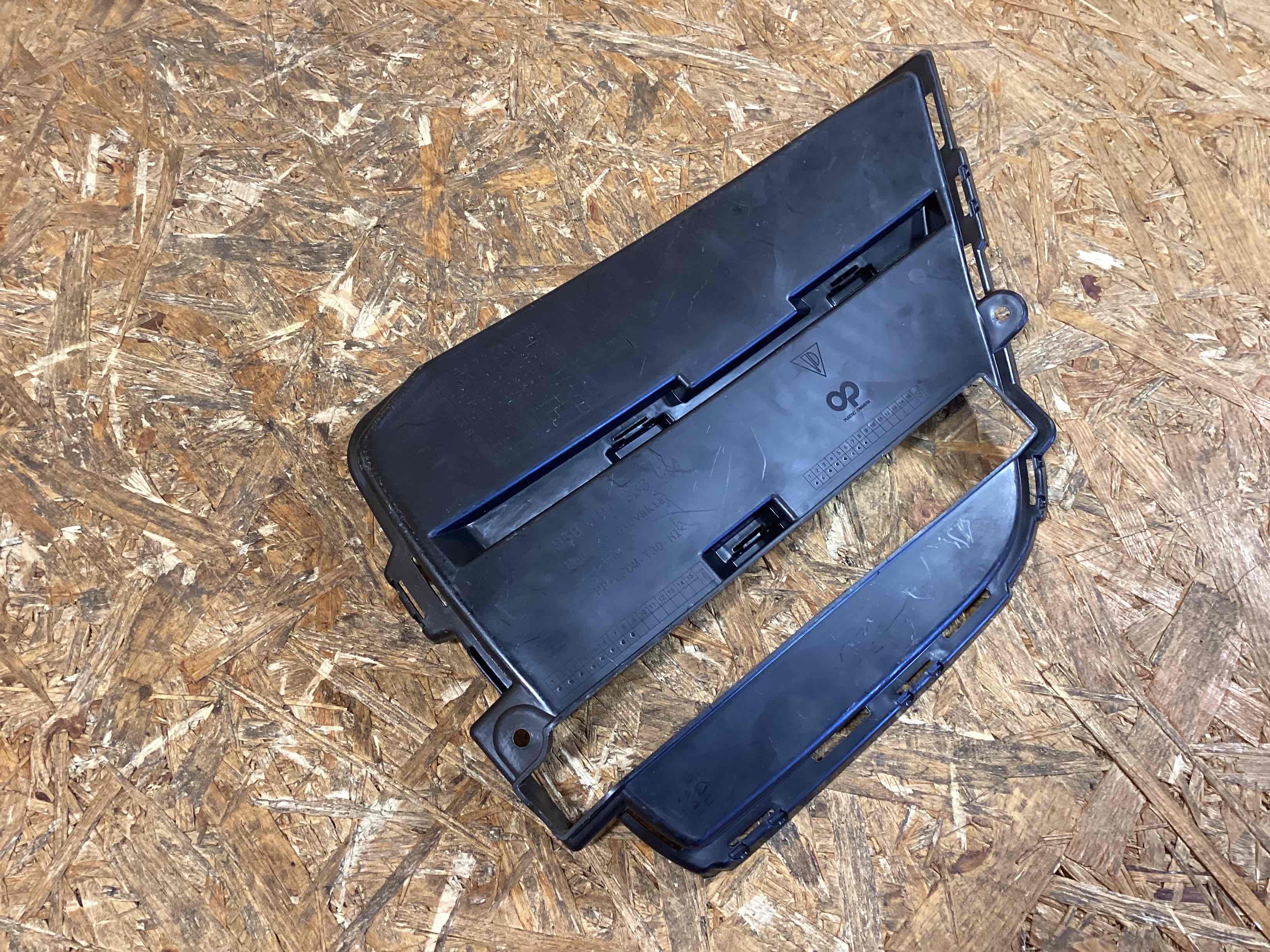 Заглушка, вставка (решетка) в бампер Porsche Macan 170326-135