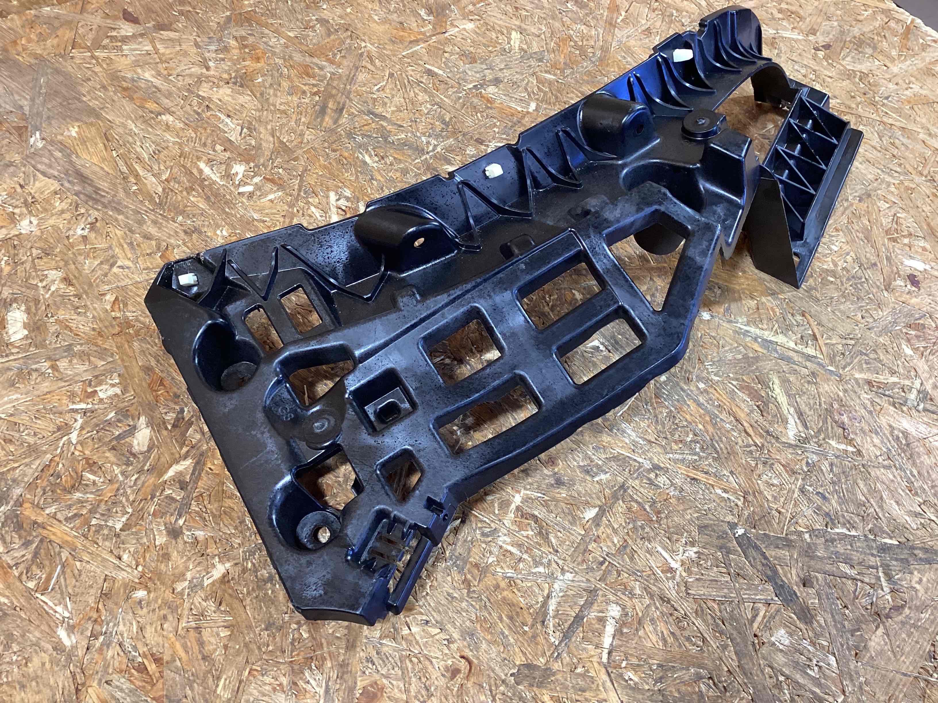 Крепление бампера Porsche Macan 170326-136