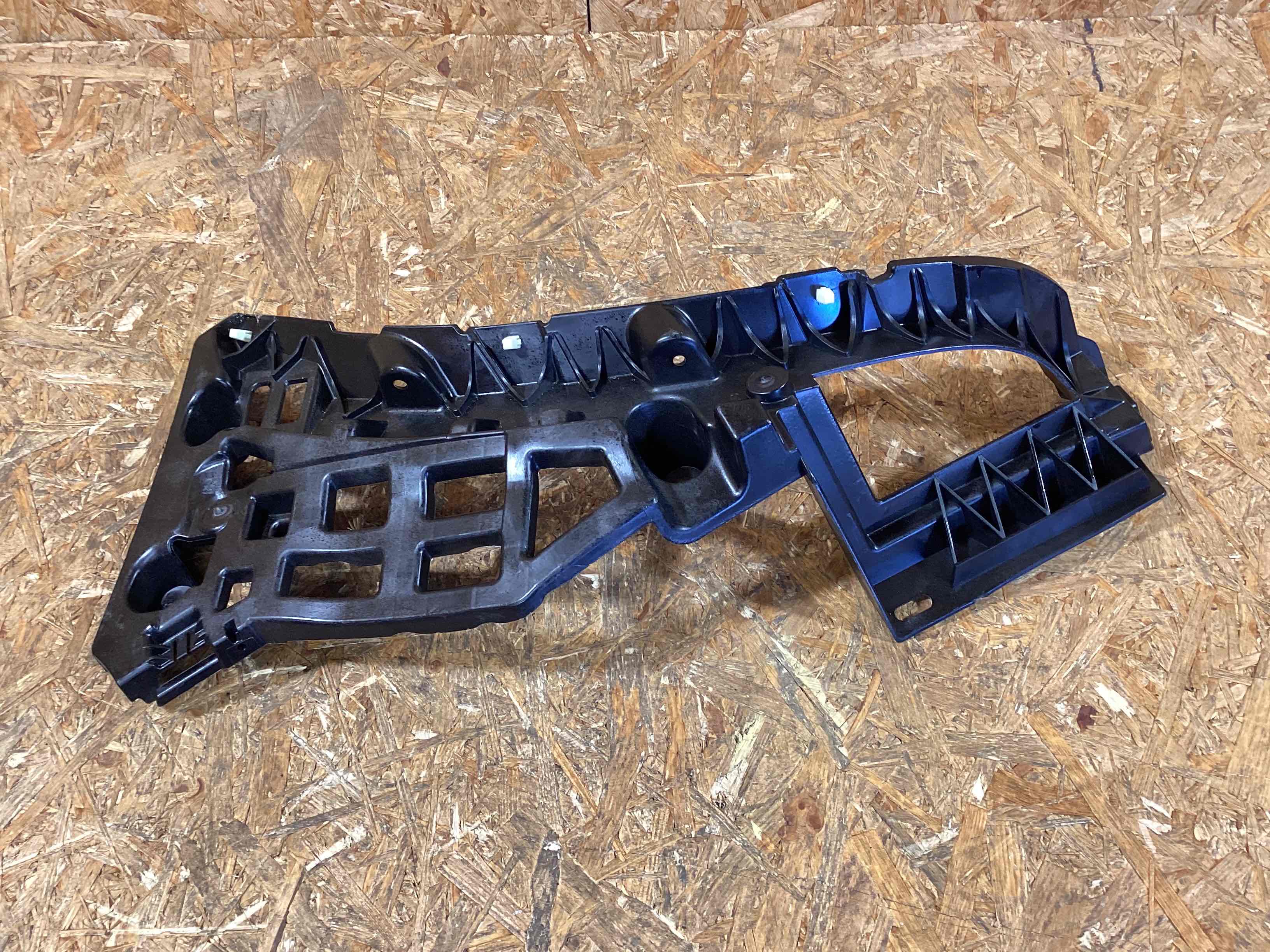 Крепление бампера Porsche Macan 170326-136