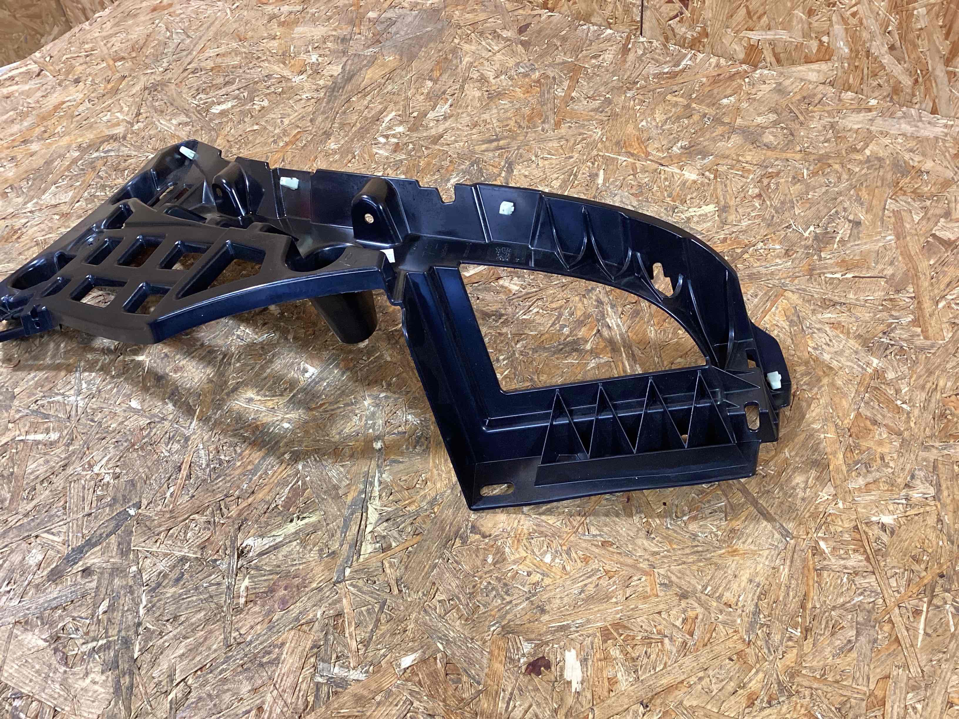 Крепление бампера Porsche Macan 170326-137