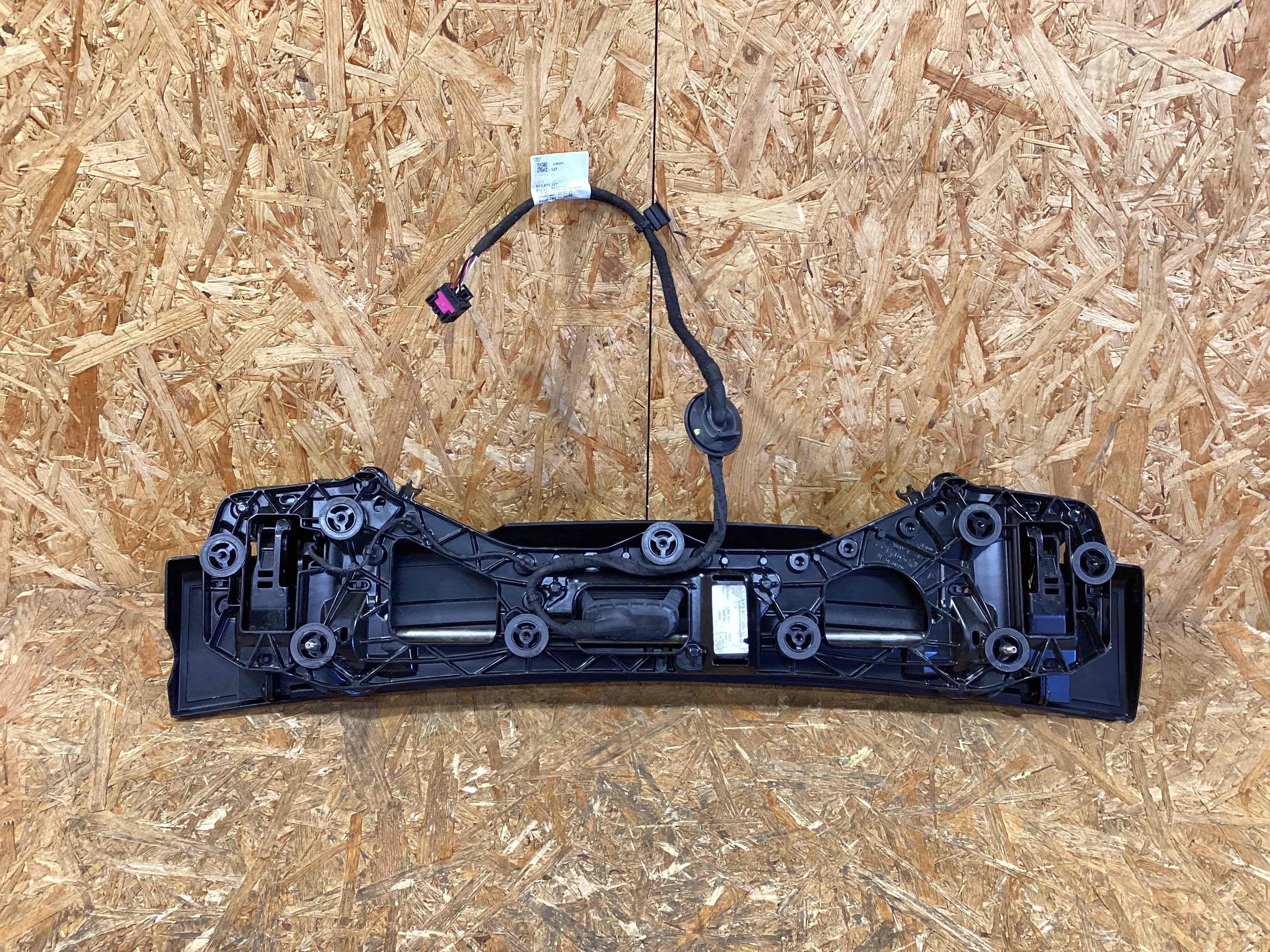 Спойлер Porsche Cayenne 170326-141