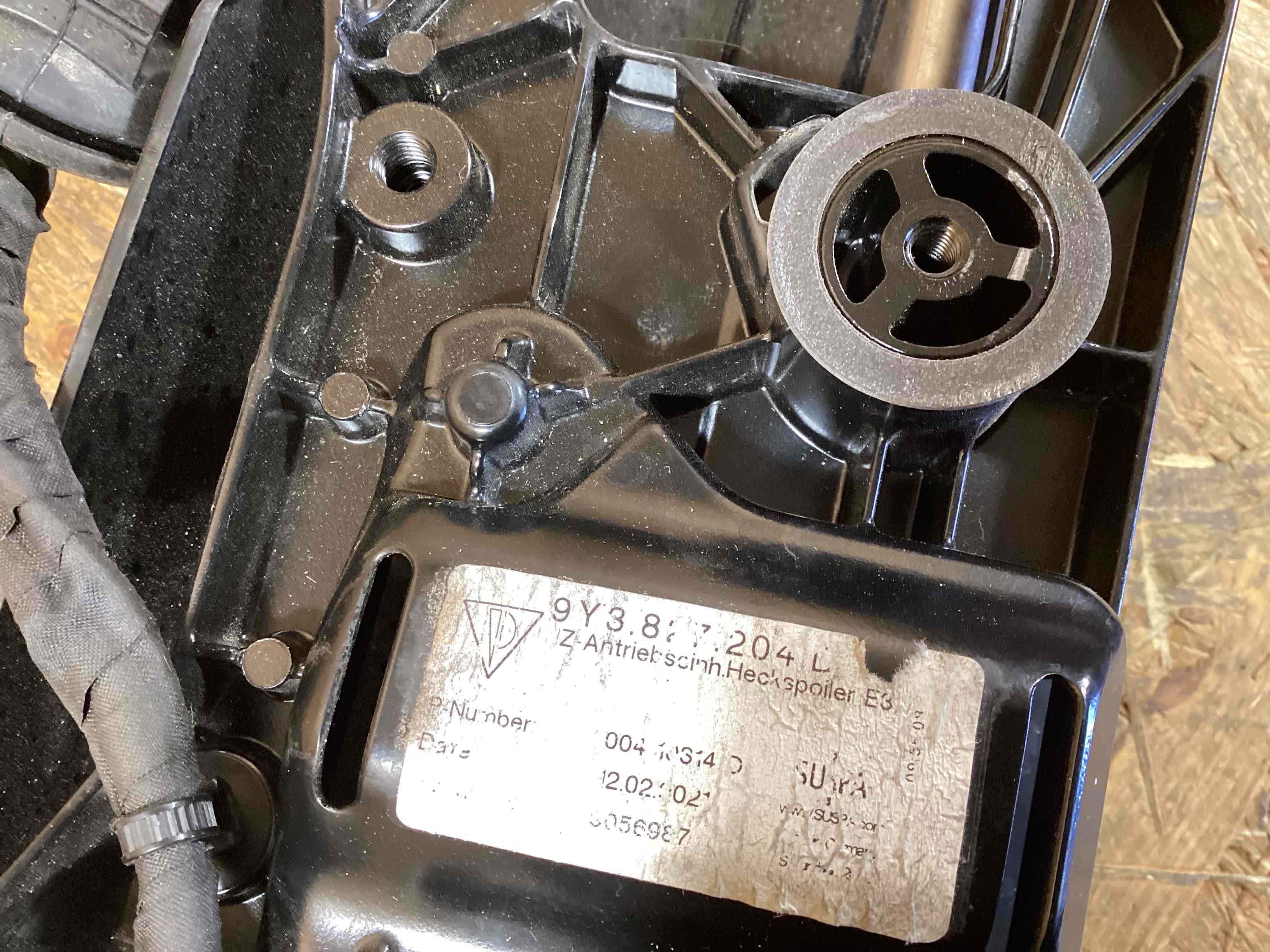 Спойлер Porsche Cayenne 170326-141