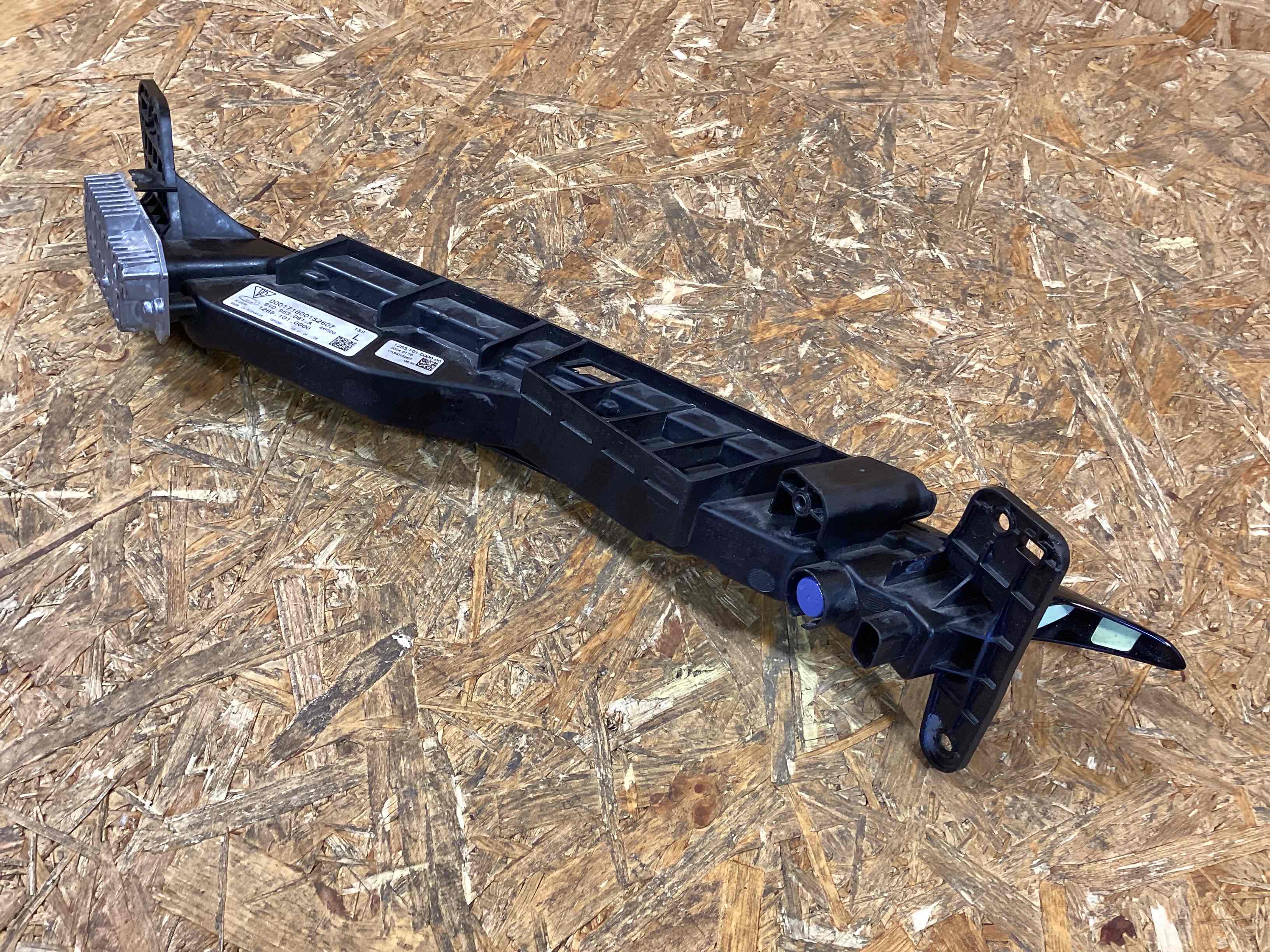 Фара противотуманная Porsche Cayenne 170326-149