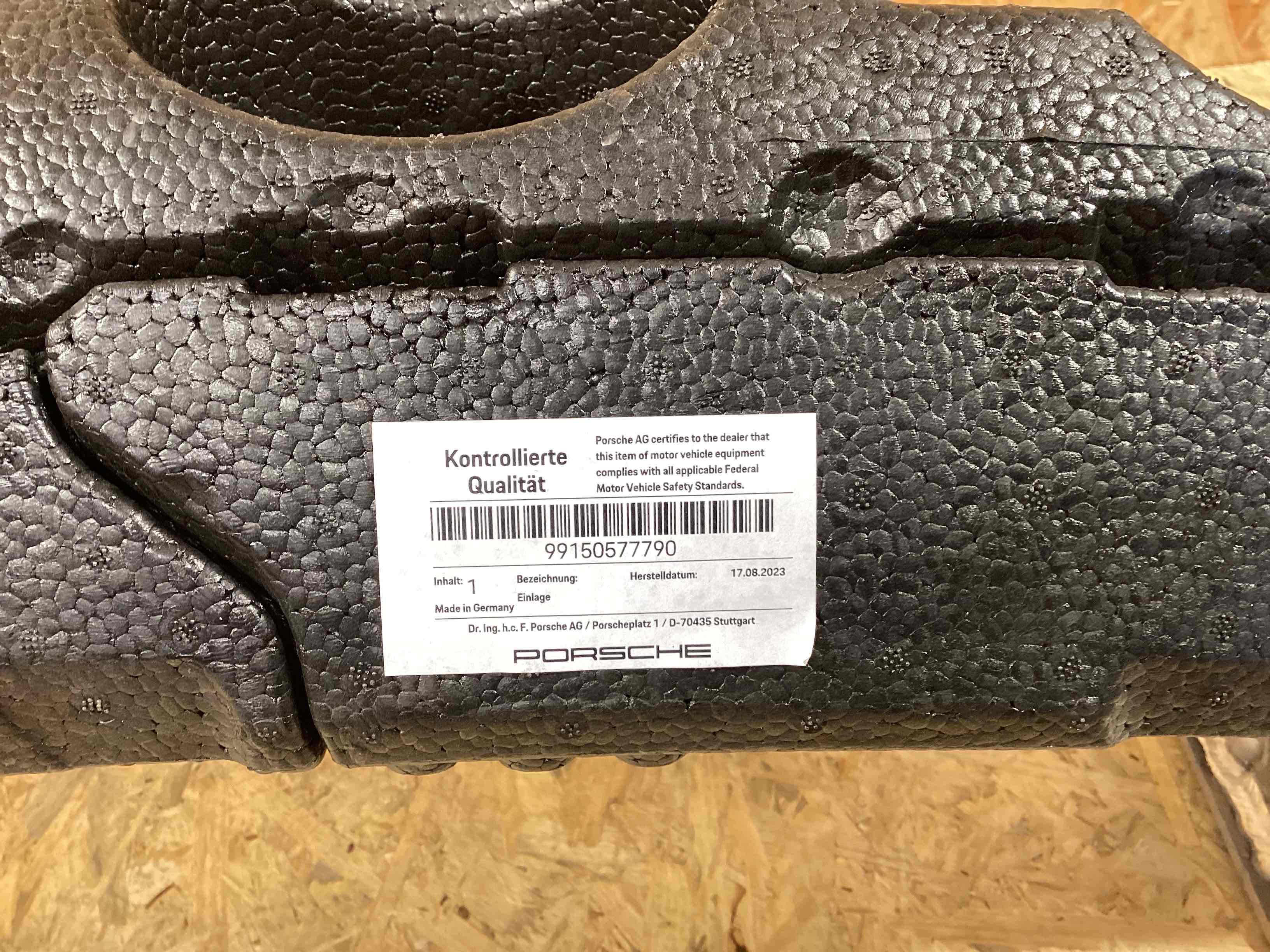 Усилитель бампера переднего Porsche 911 170426-101