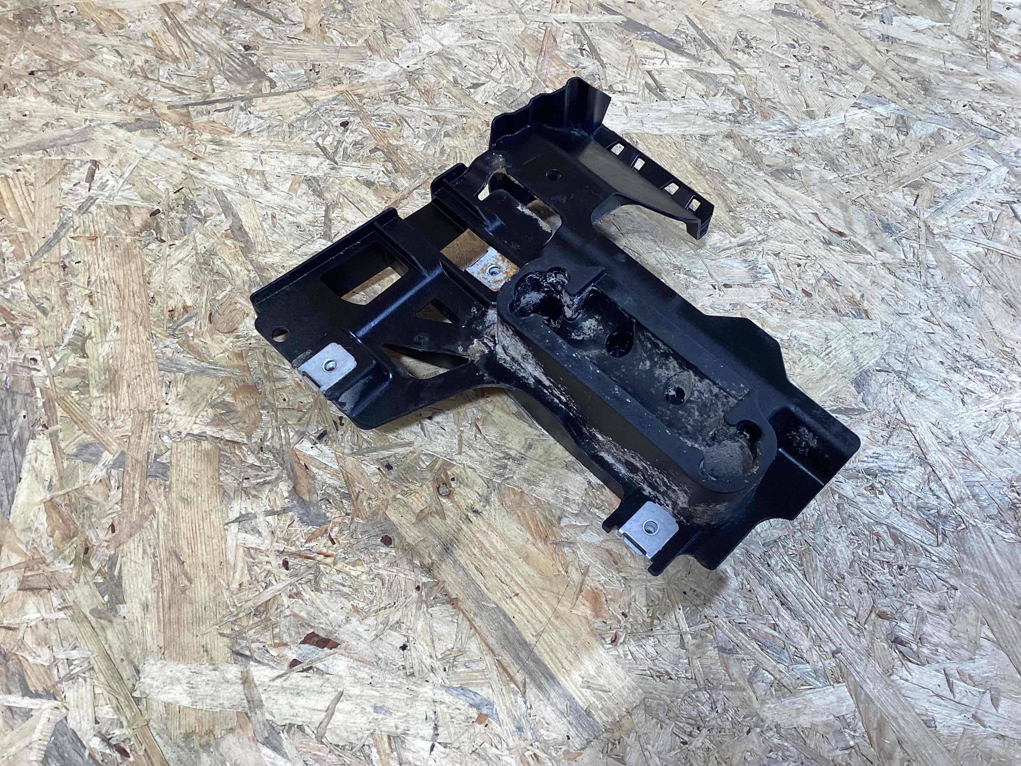 Крепление, кронштейн Porsche Cayenne 170426-107