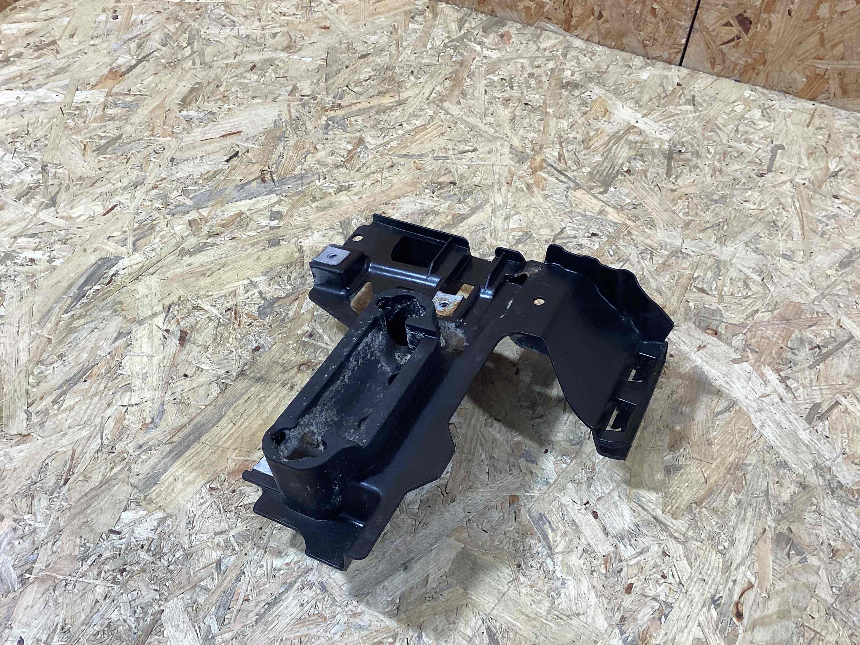 Крепление, кронштейн Porsche Cayenne 170426-107