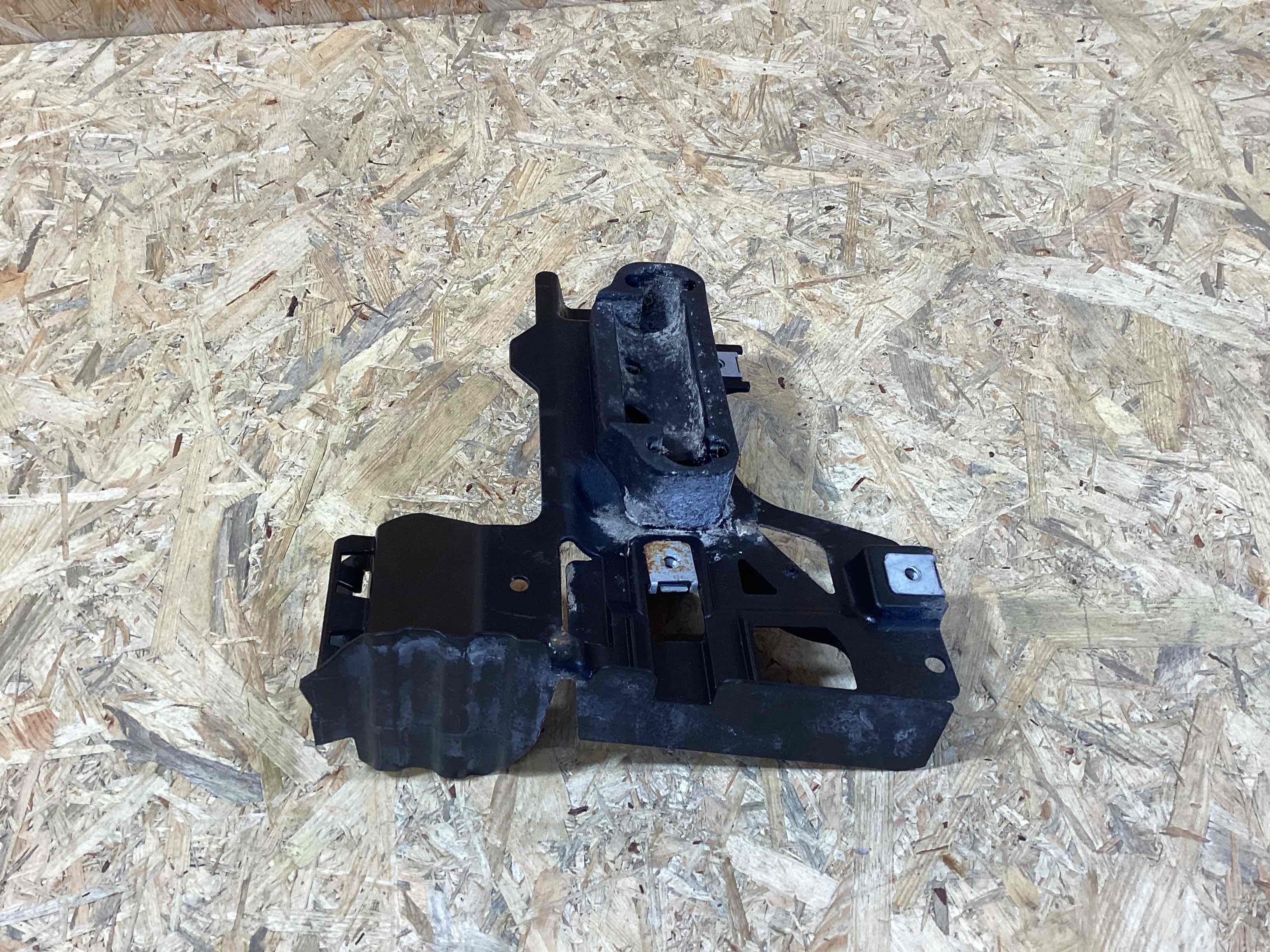 Крепление, кронштейн Porsche Cayenne 170426-107