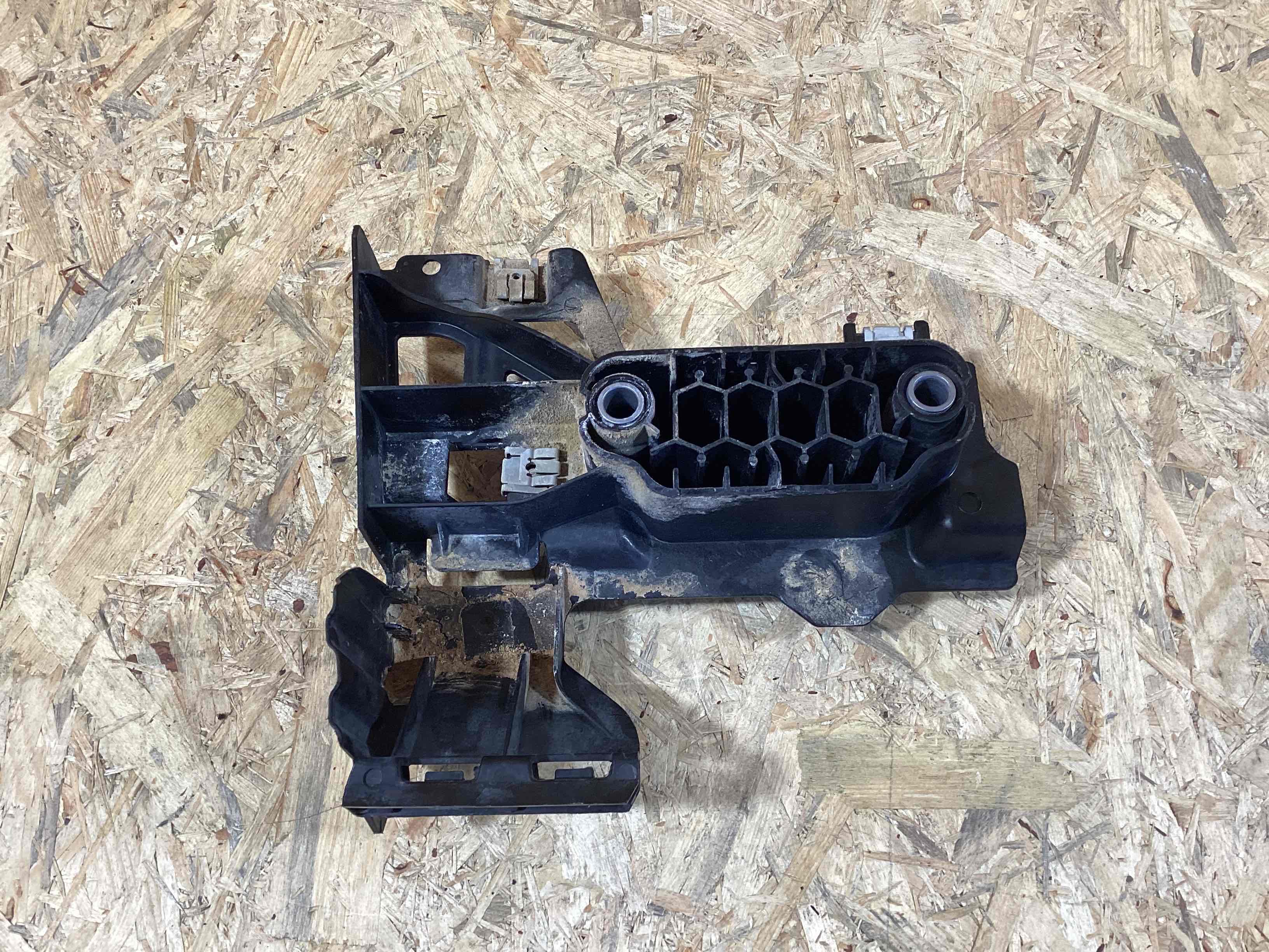 Крепление, кронштейн Porsche Cayenne 170426-107