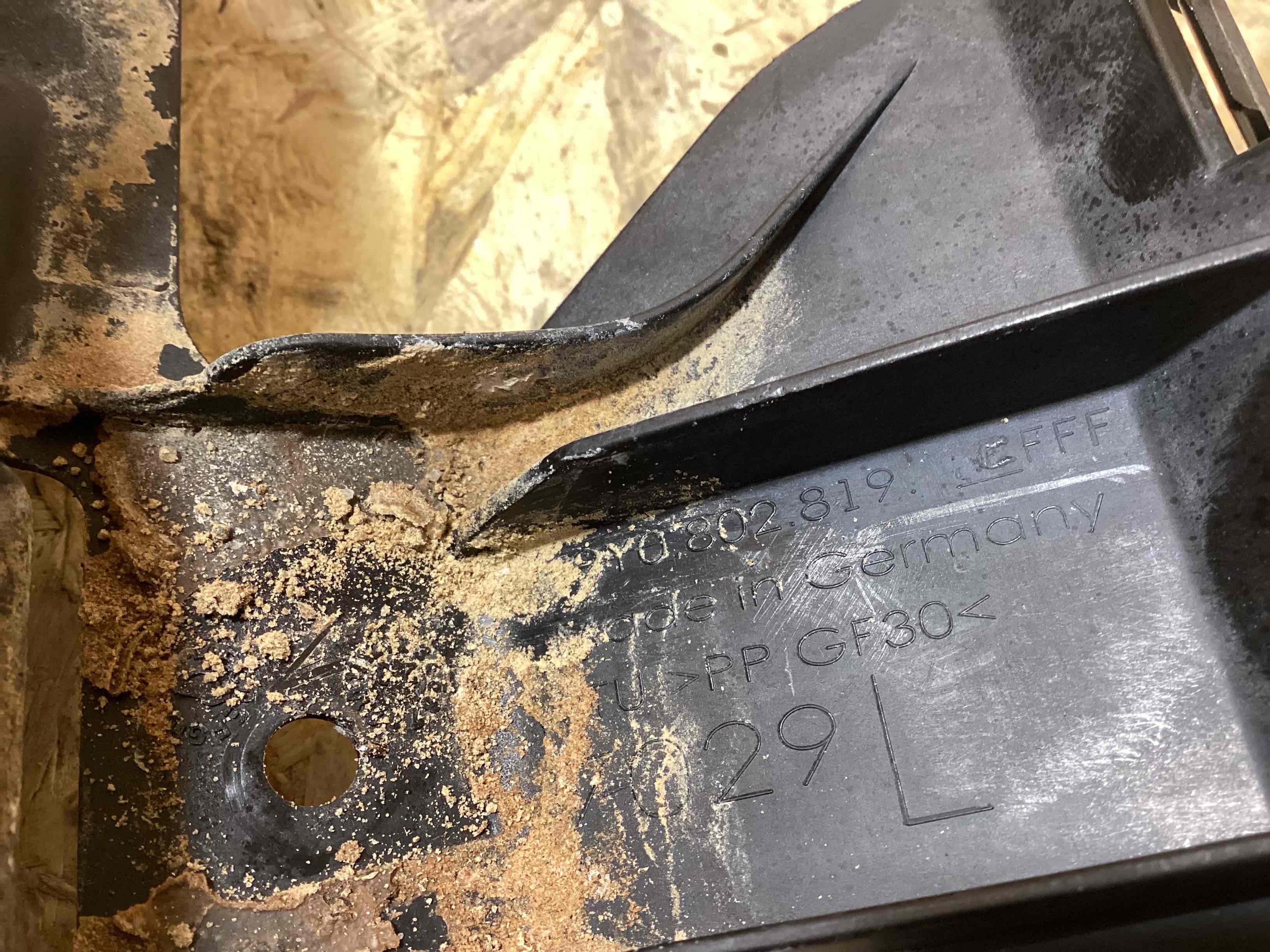 Крепление, кронштейн Porsche Cayenne 170426-107