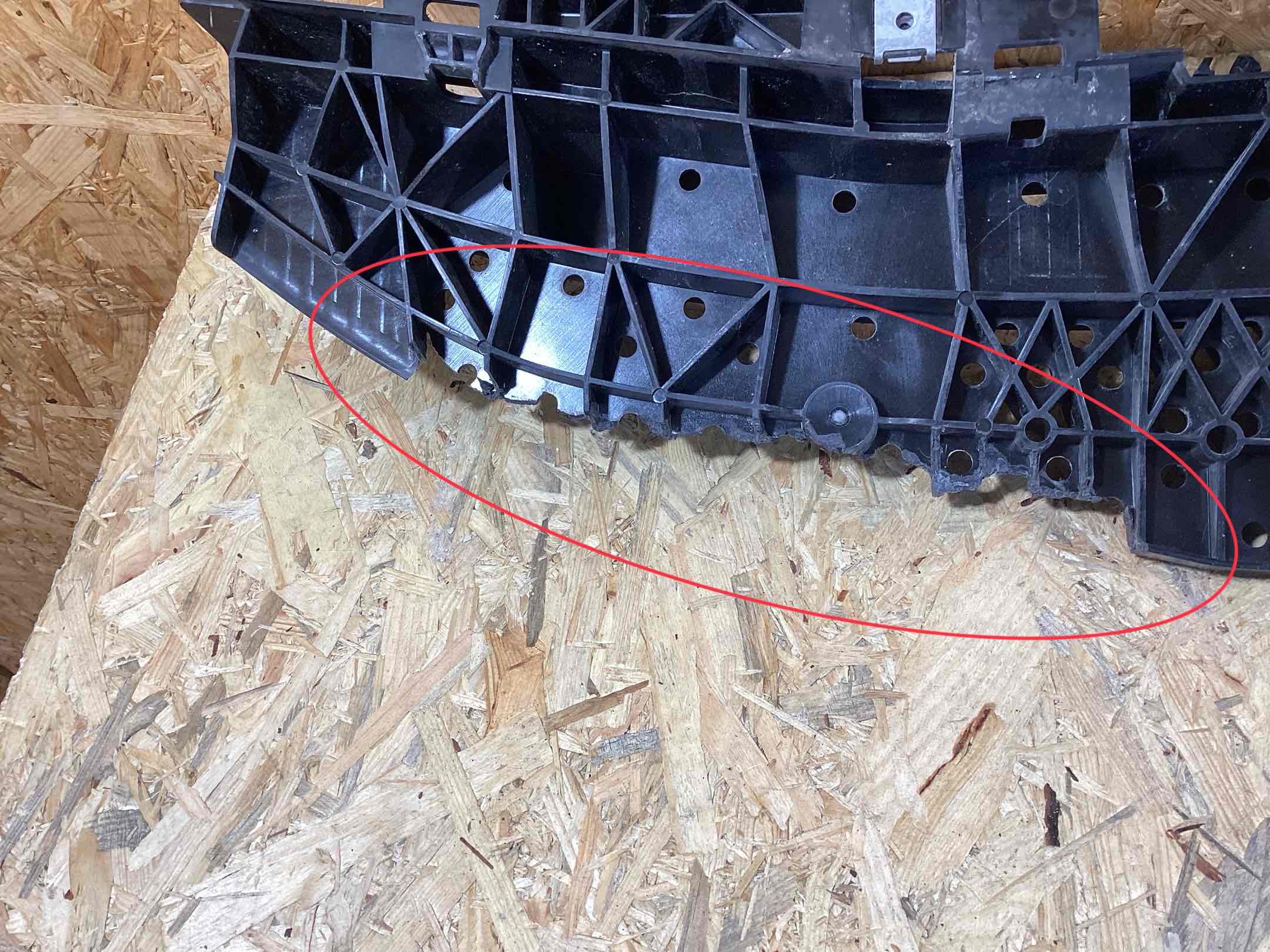 Передняя панель крепления облицовки (телевизор) Porsche Macan 170426-109