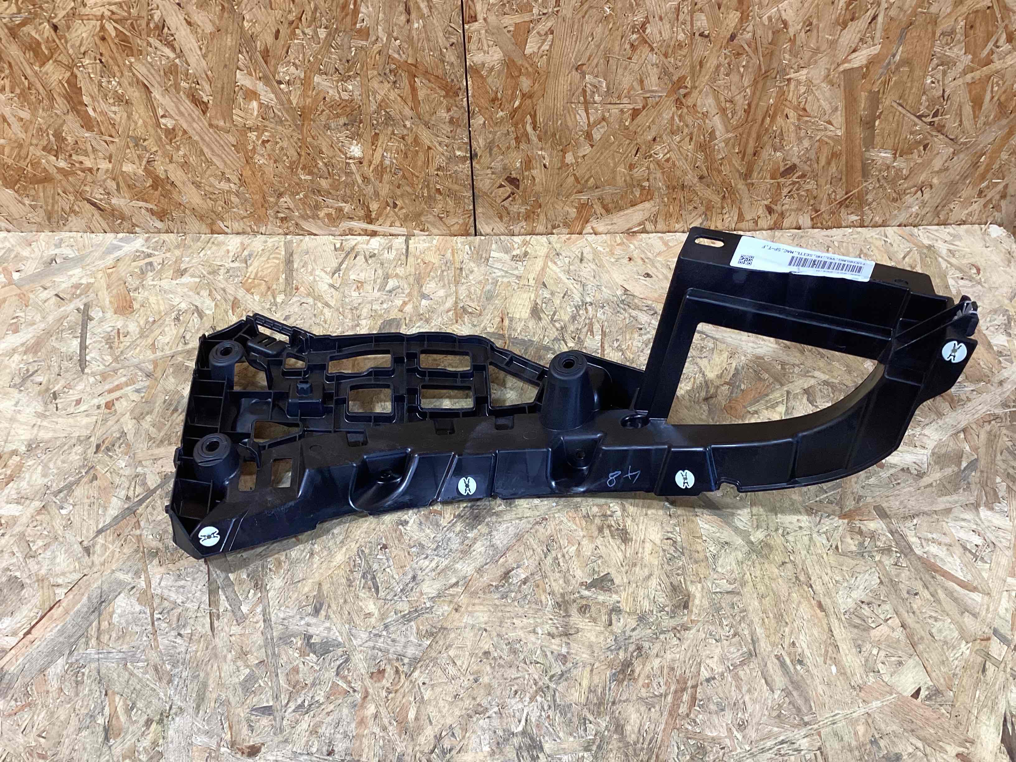 Крепление бампера Porsche Macan 170726-106