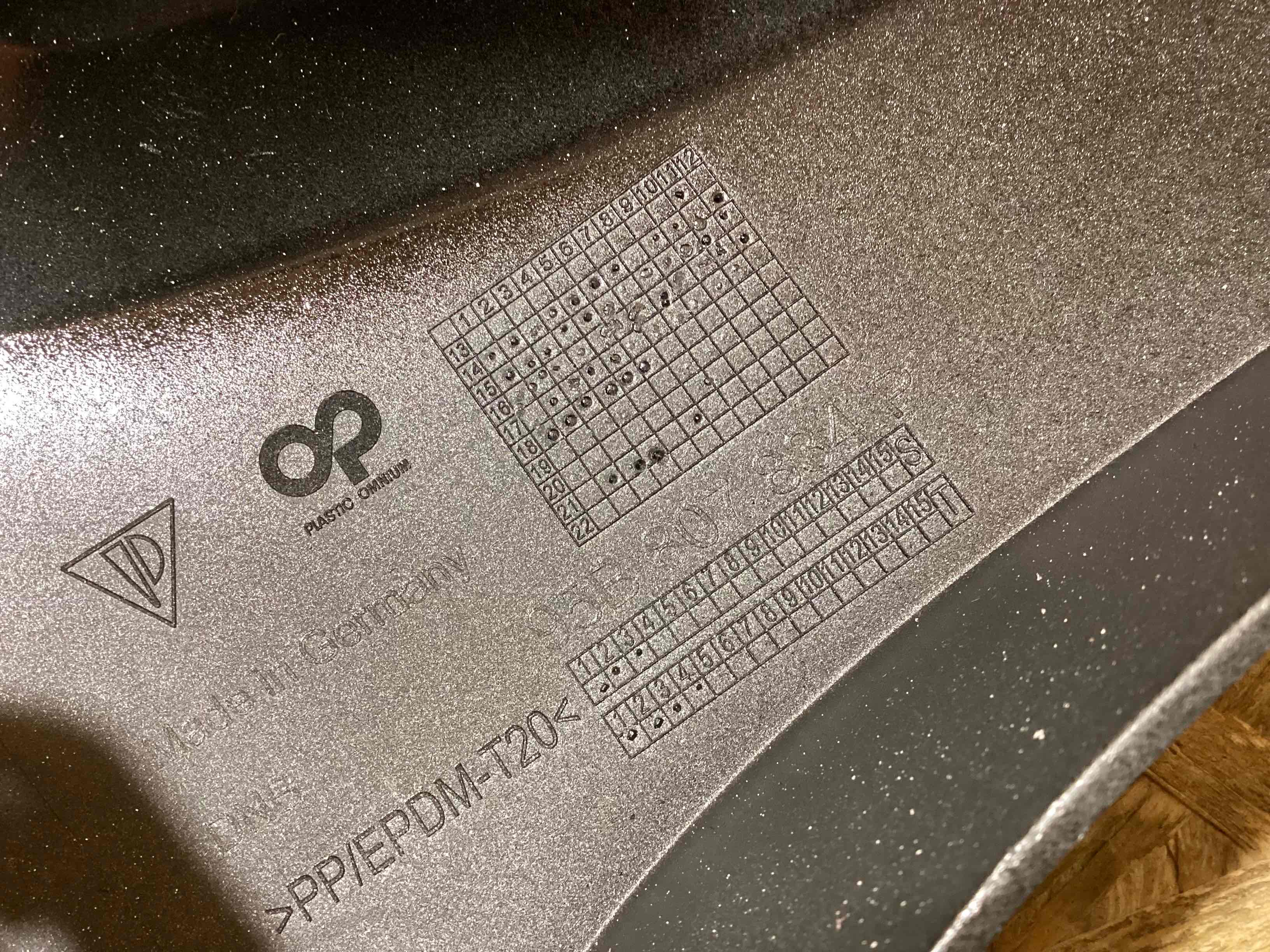 Заглушка, вставка (решетка) в бампер Porsche Macan 170726-115