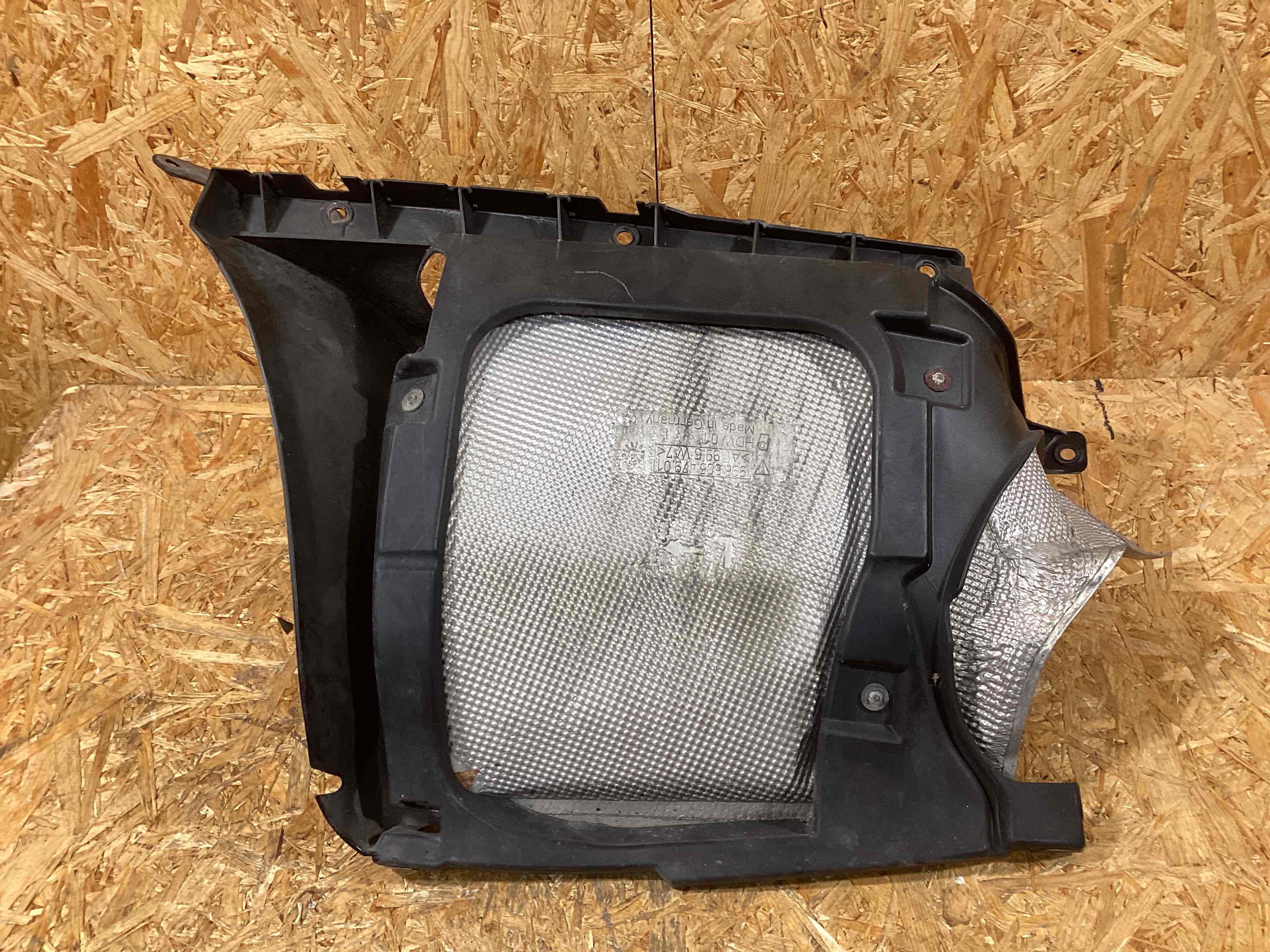 Крепление бампера Porsche 911 171125-104