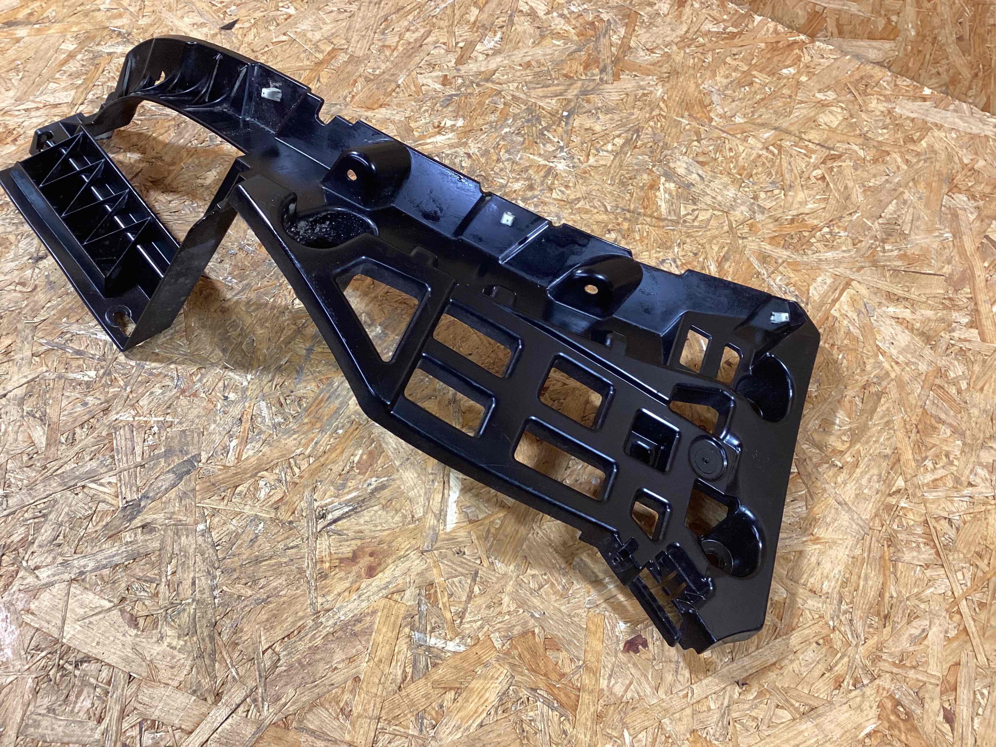 Крепление бампера Porsche Macan 171125-106