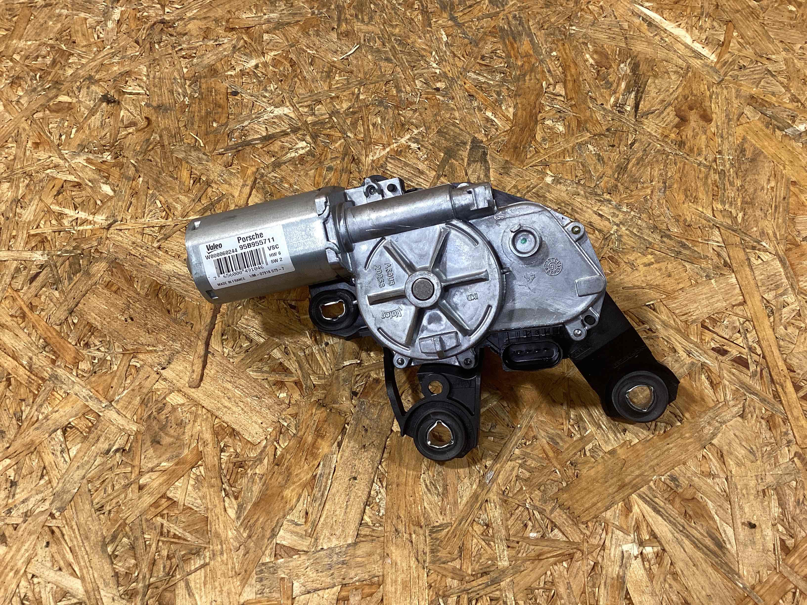 Двигатель стеклоочистителя (моторчик дворников) Porsche Macan 171125-114