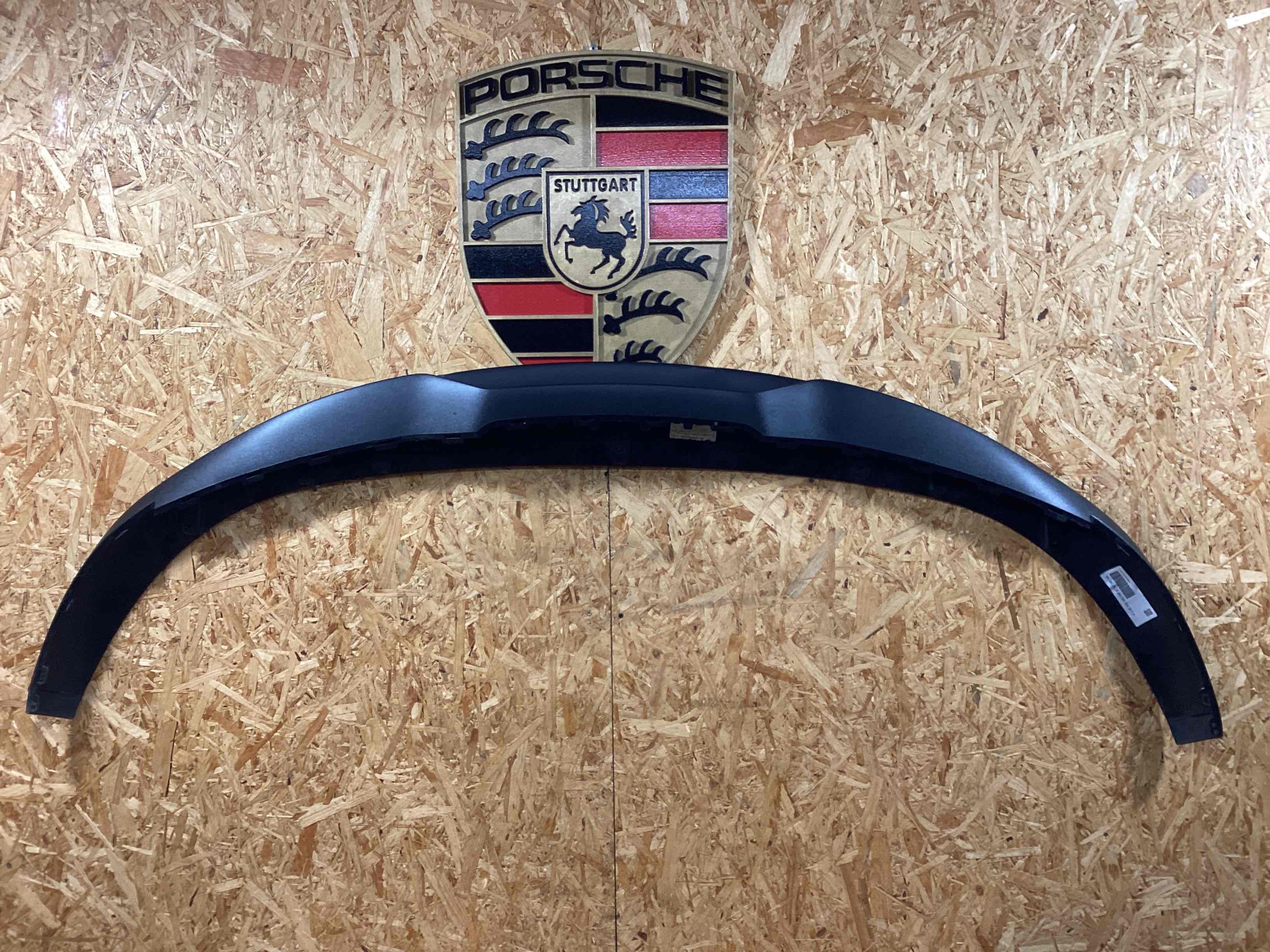 Юбка бампера нижняя Porsche Taycan 171225-101