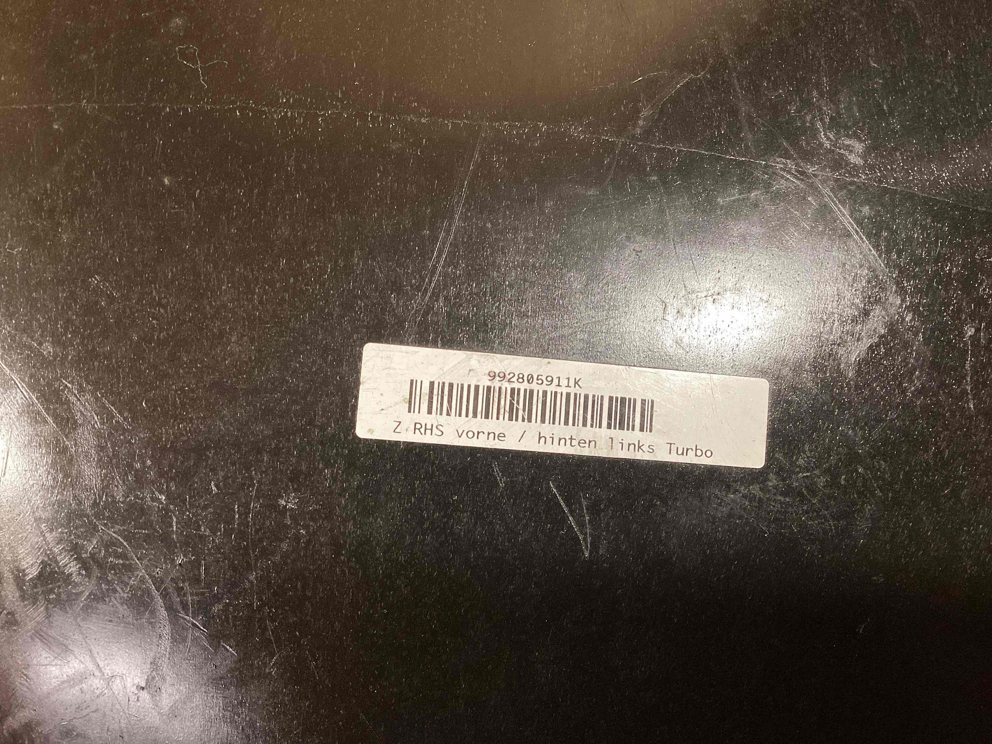 Защита арок задняя левая (подкрылок) Porsche 911 171225-104