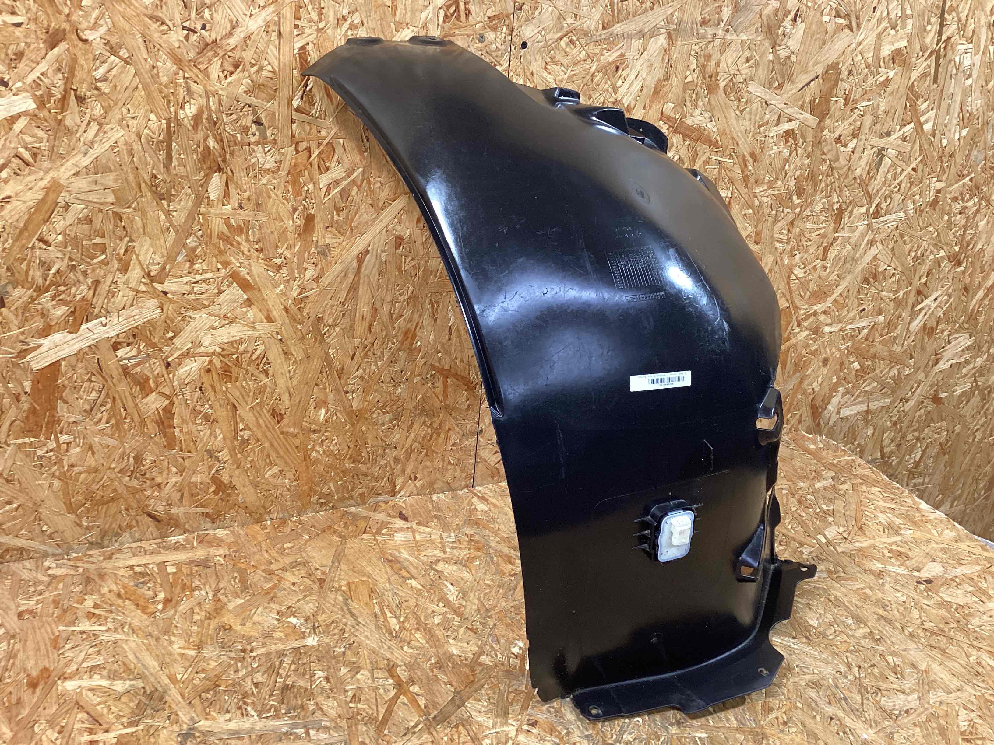 Защита арок задняя левая (подкрылок) Porsche 911 171225-104