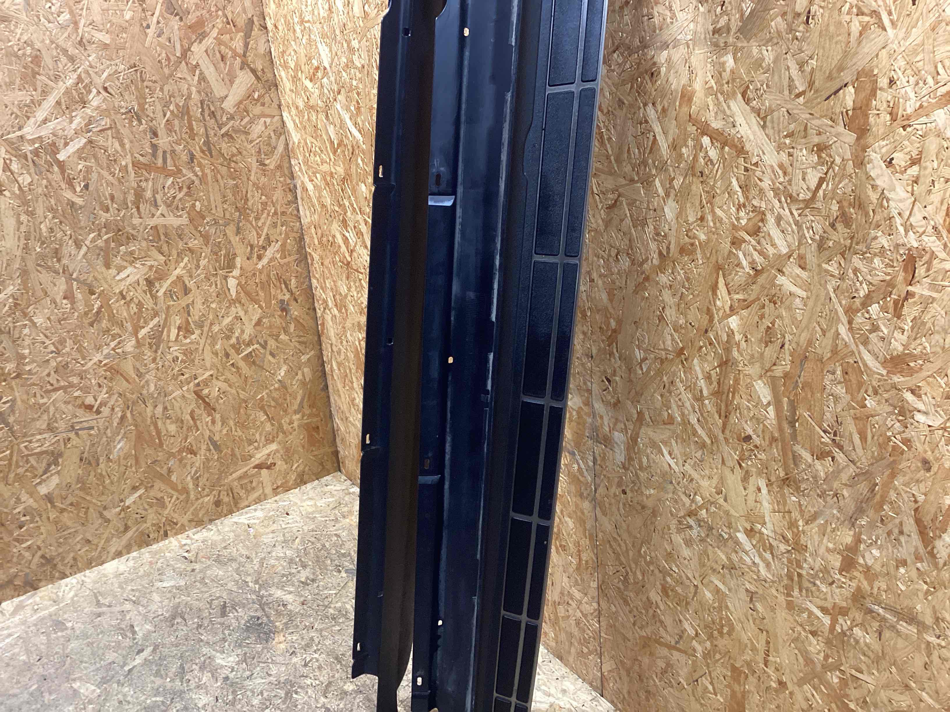 Порог правый Porsche Macan 171225-108