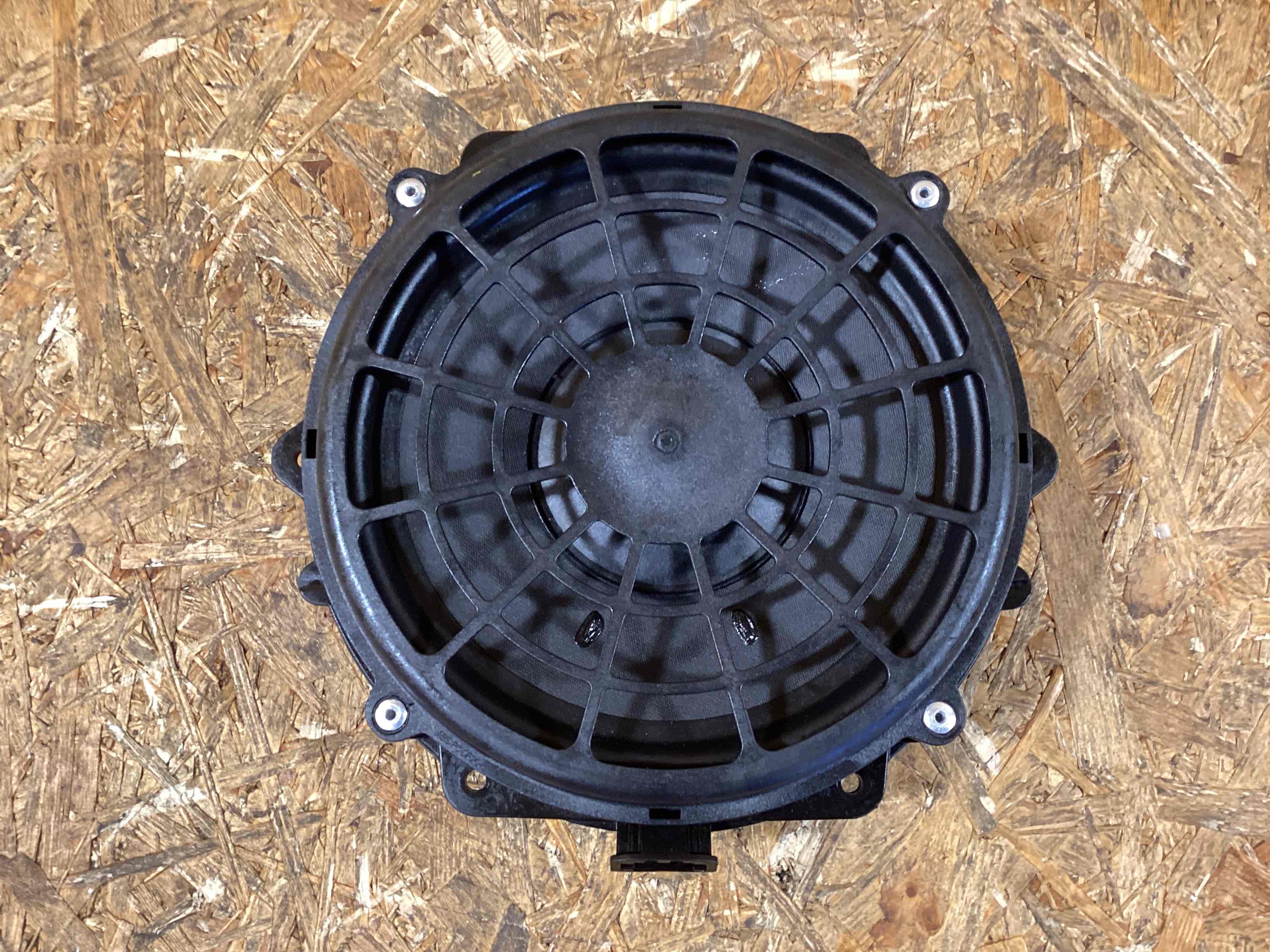 Динамик Porsche 911 180226-107