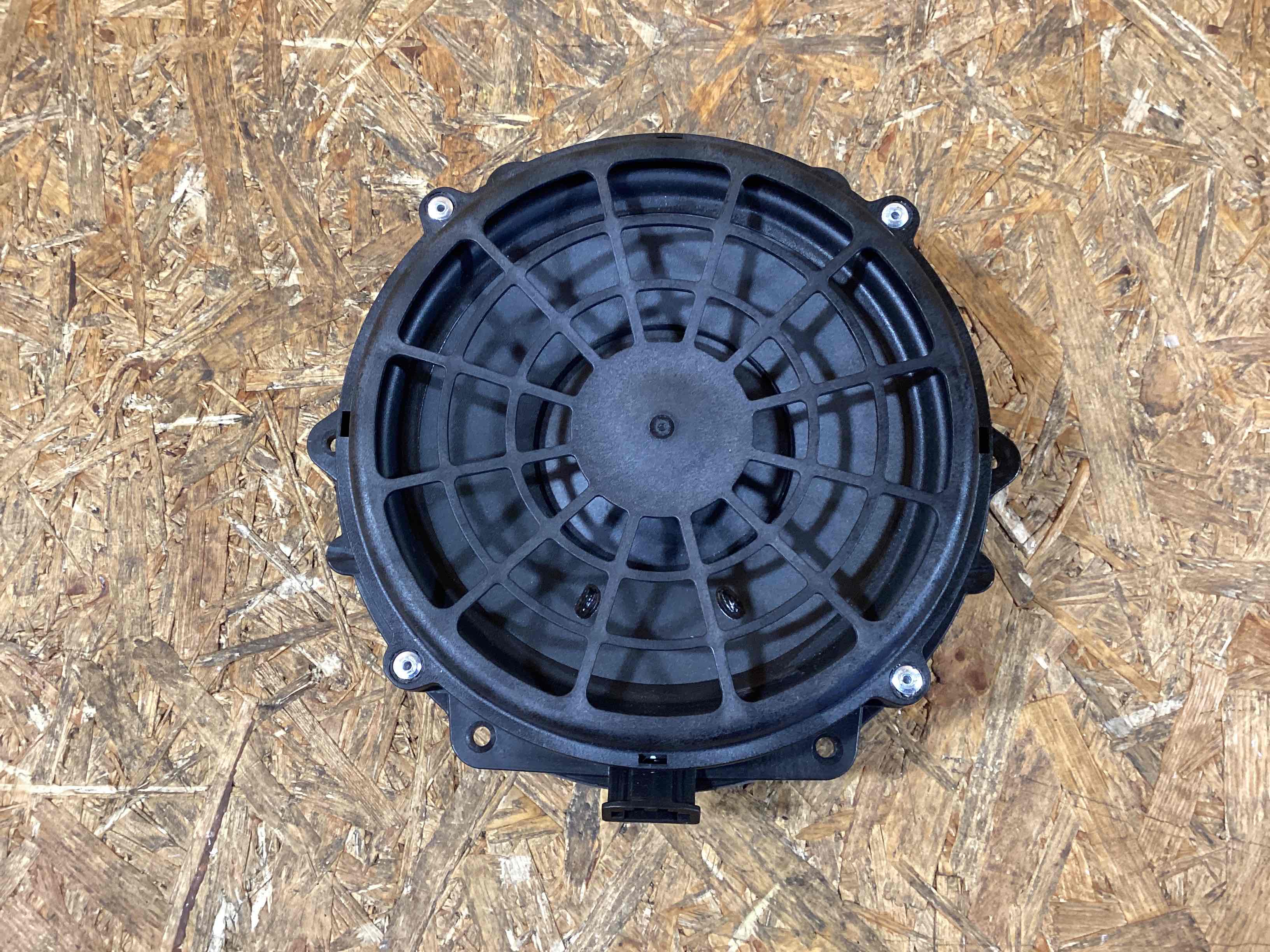 Динамик Porsche 911 180226-108