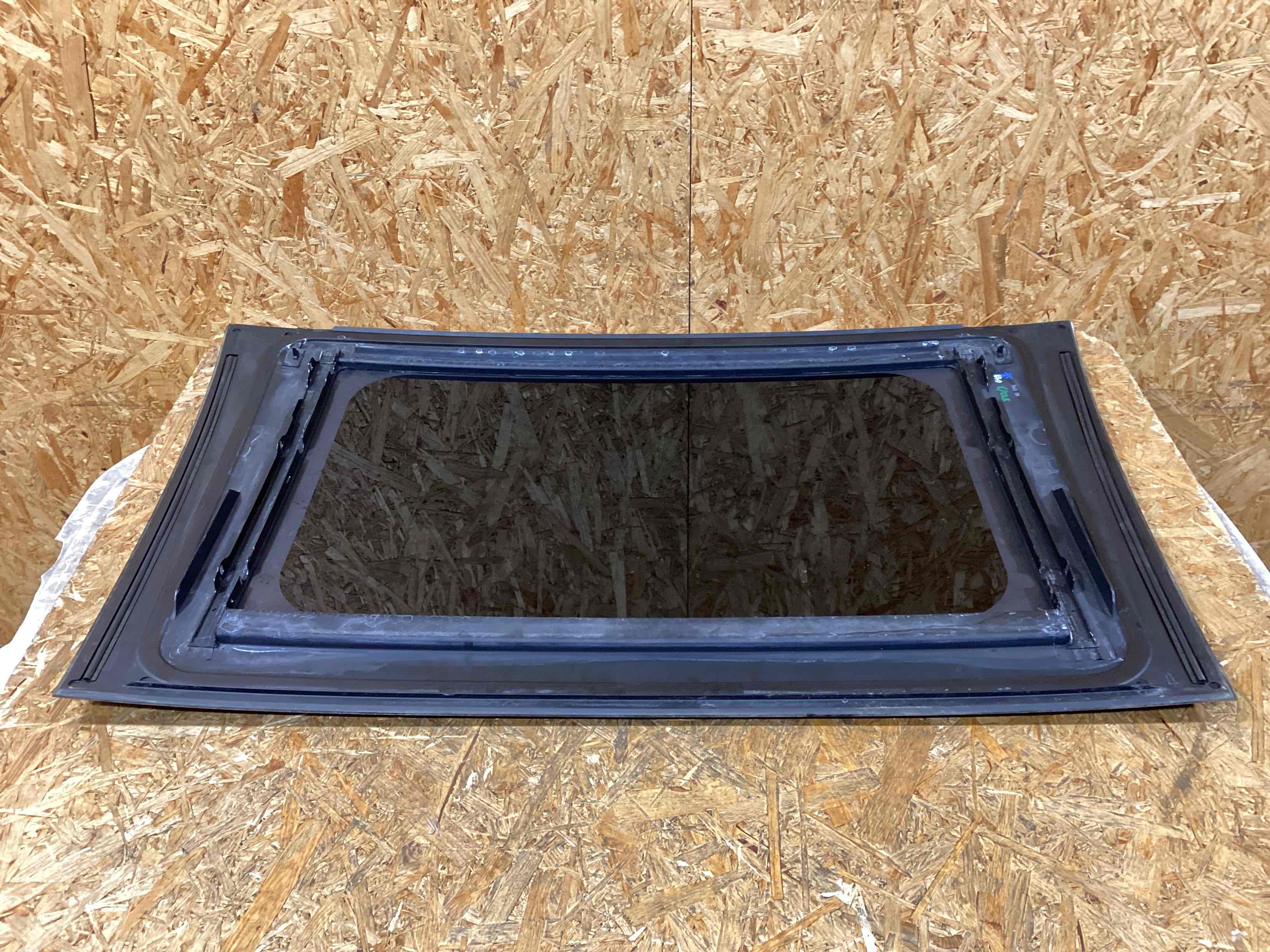 Люк (разное) Porsche Panamera 180226-109