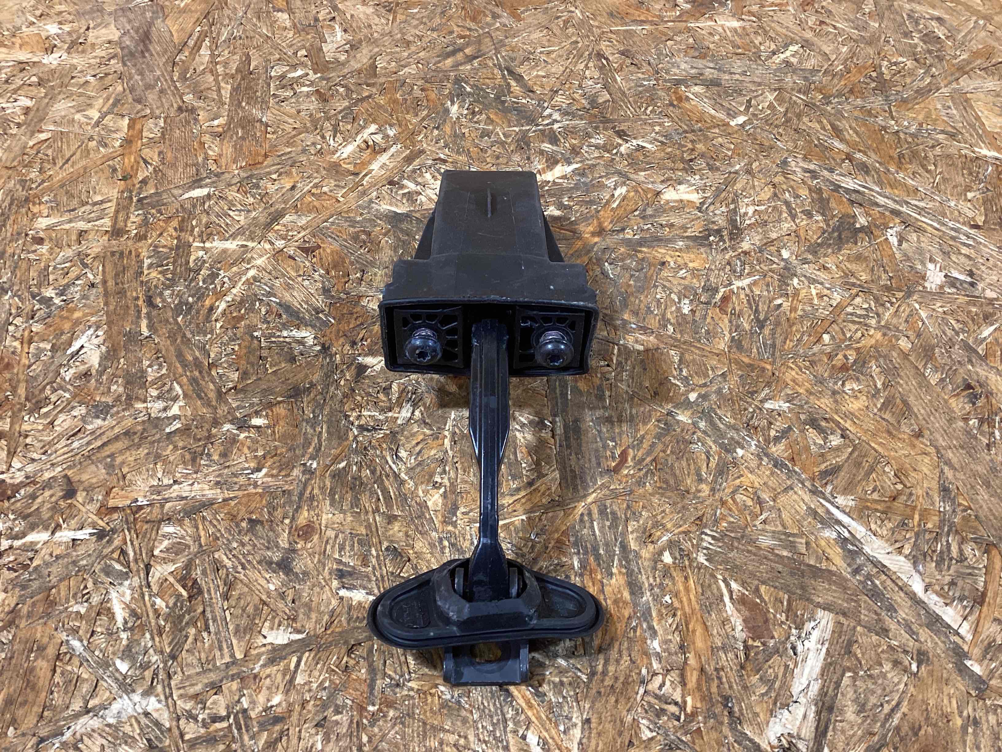 Ограничитель открывания двери Porsche 911 180226-119