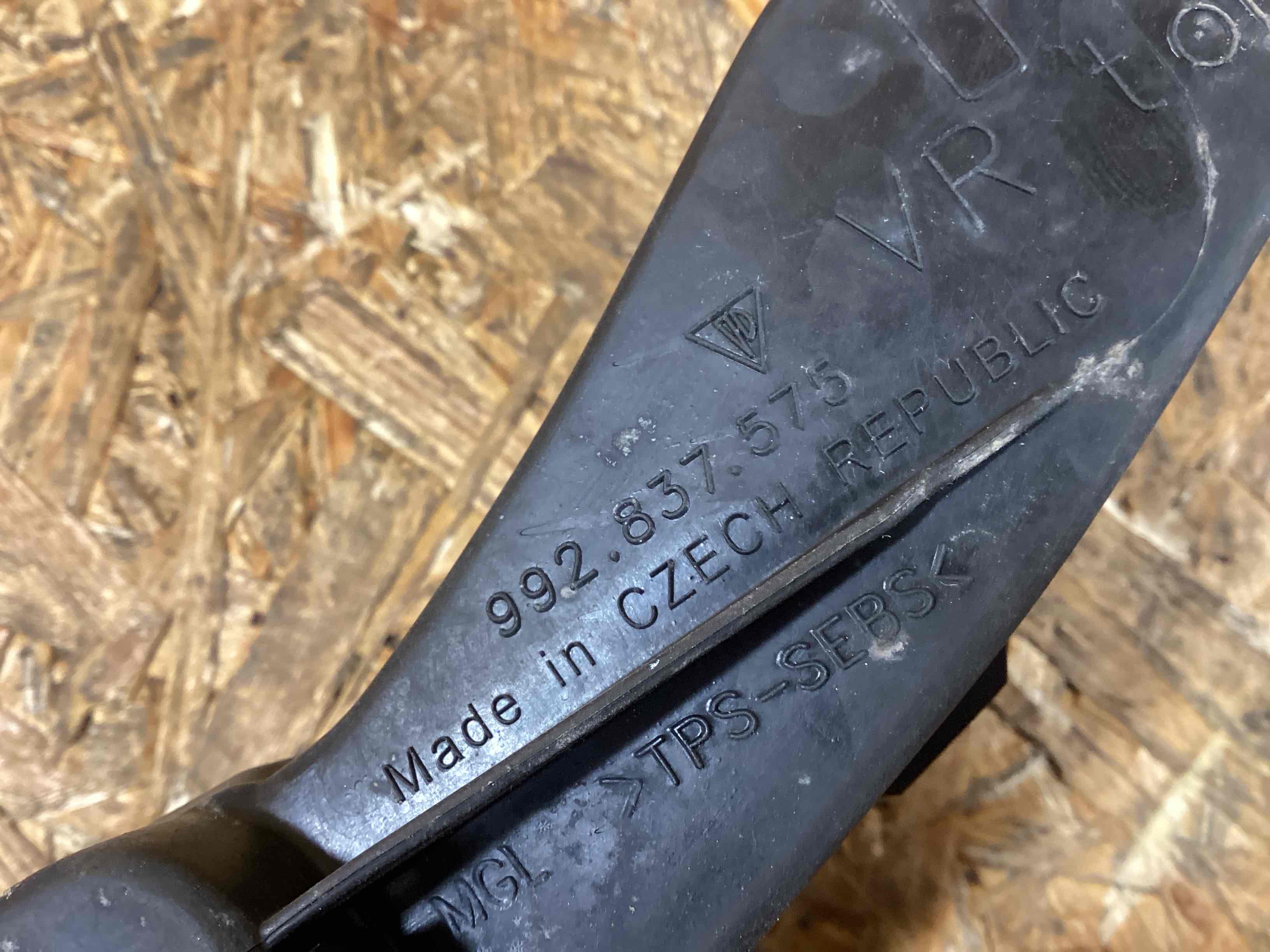 Ограничитель открывания двери Porsche 911 180226-119