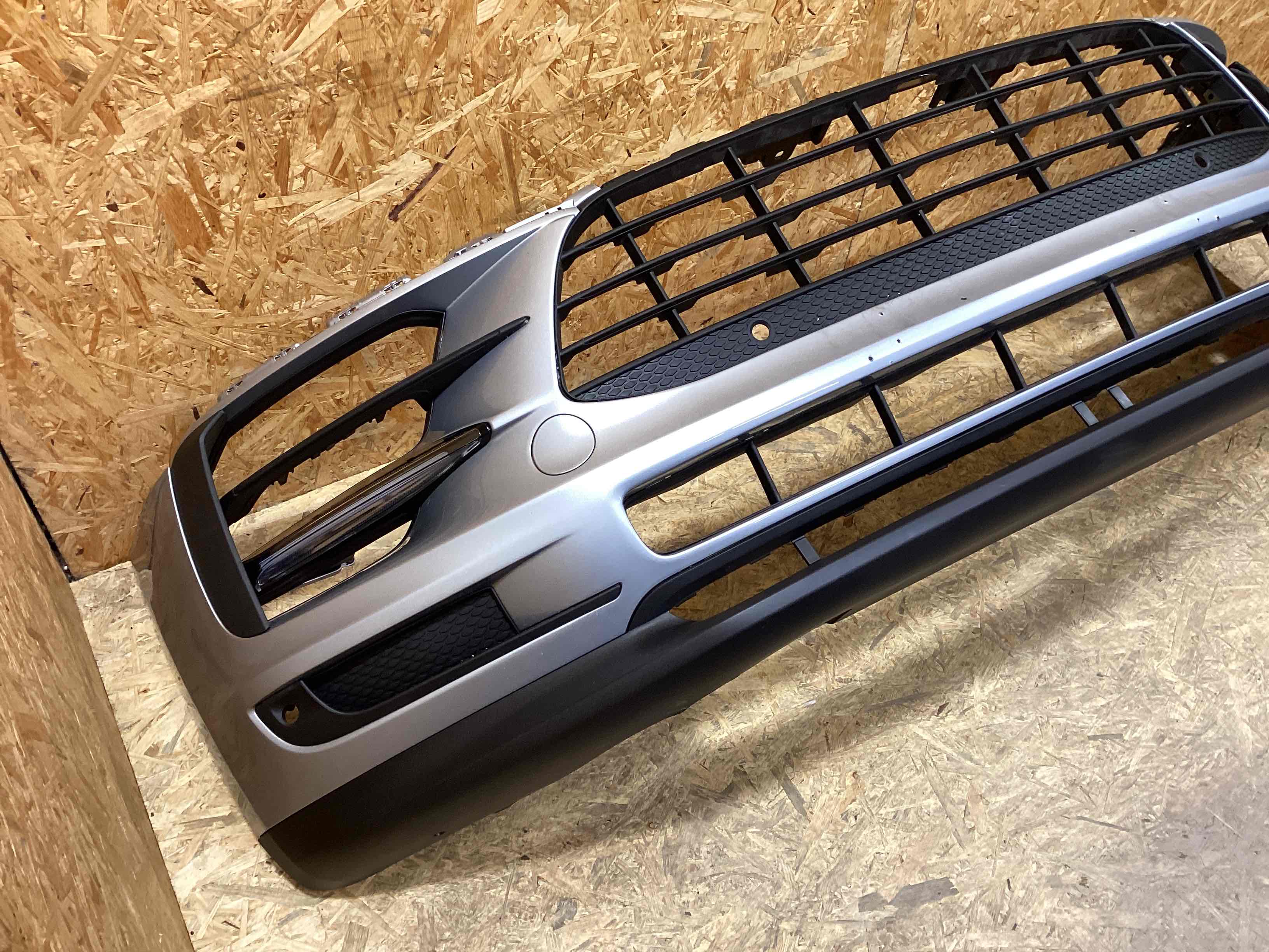 Бампер передний Porsche Macan 180226-120