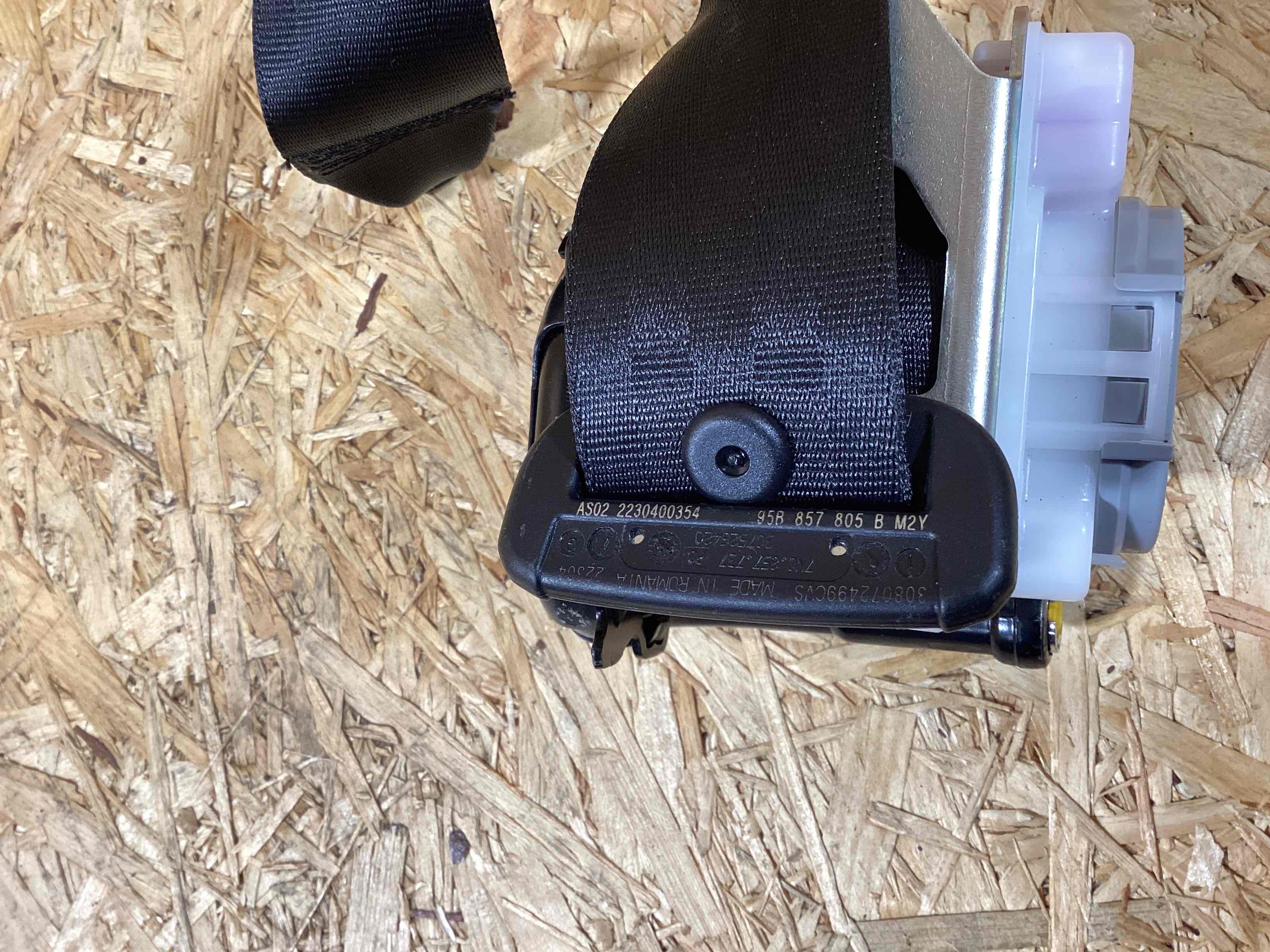 Ремень безопасности Porsche Macan 180925-107