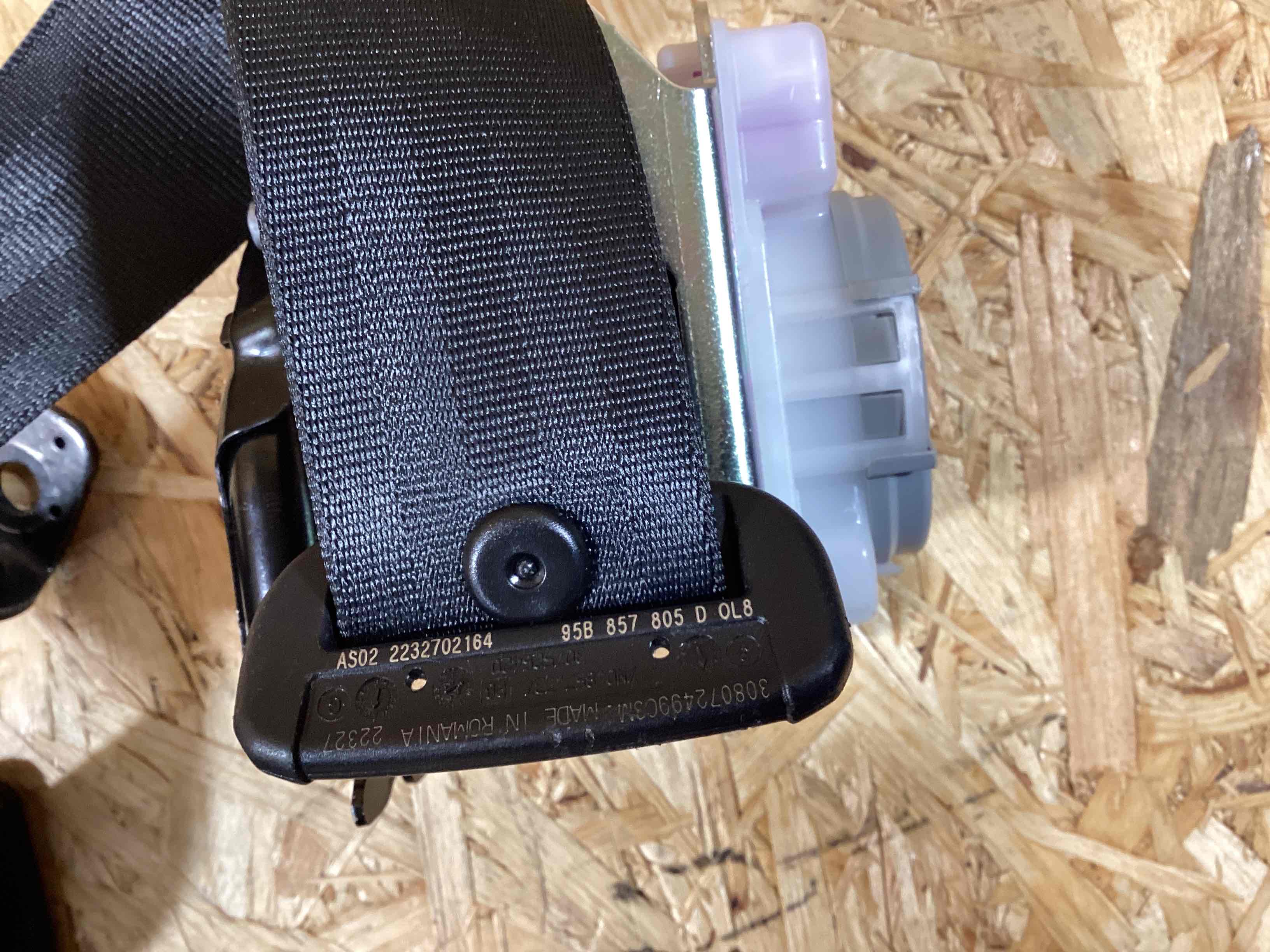 Ремень безопасности Porsche Macan 180925-107