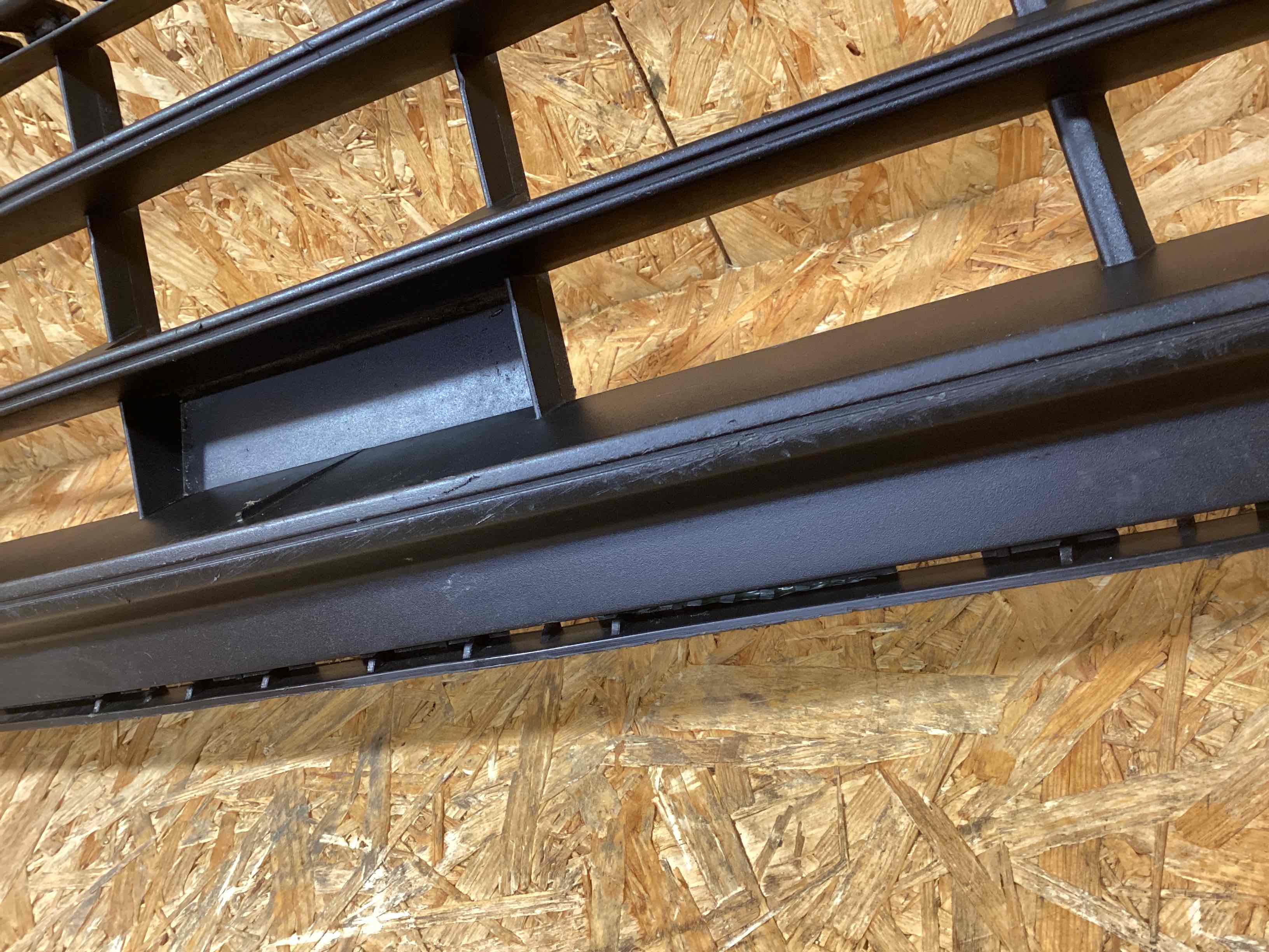 Заглушка, вставка (решетка) в бампер Porsche Panamera 181125-101