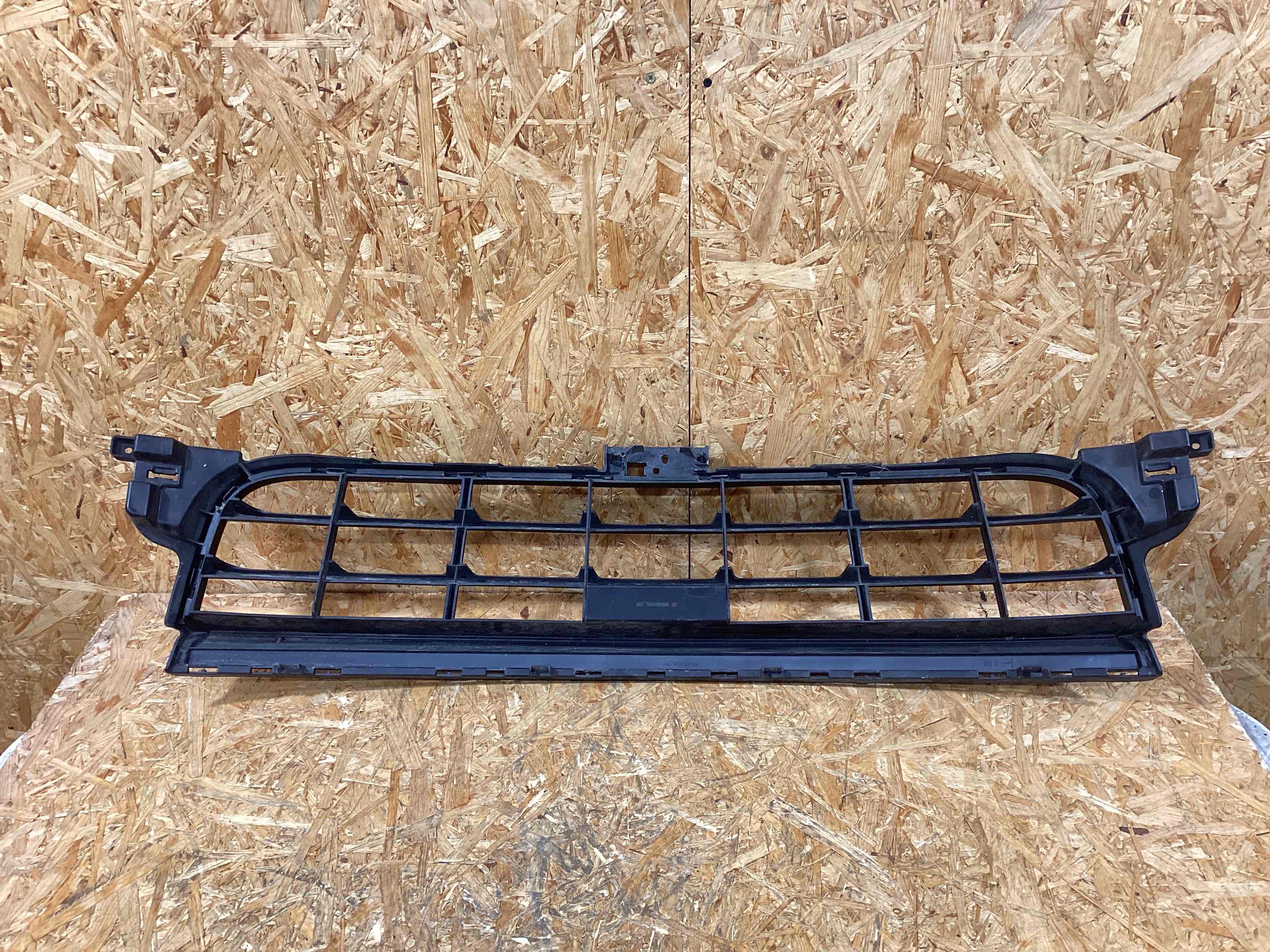 Заглушка, вставка (решетка) в бампер Porsche Panamera 181125-101