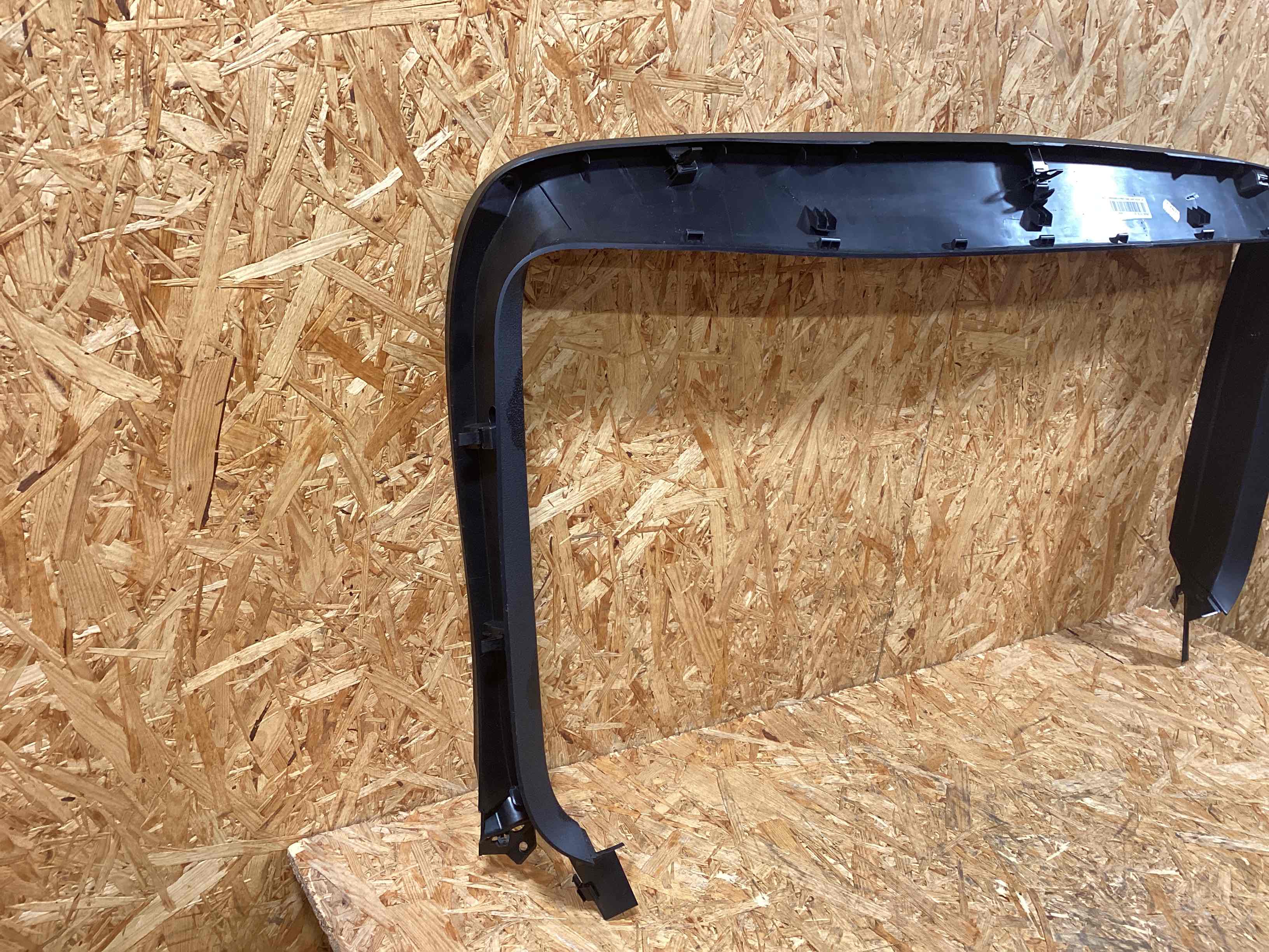 Элемент отделки салона, багажника Porsche Macan 181125-105