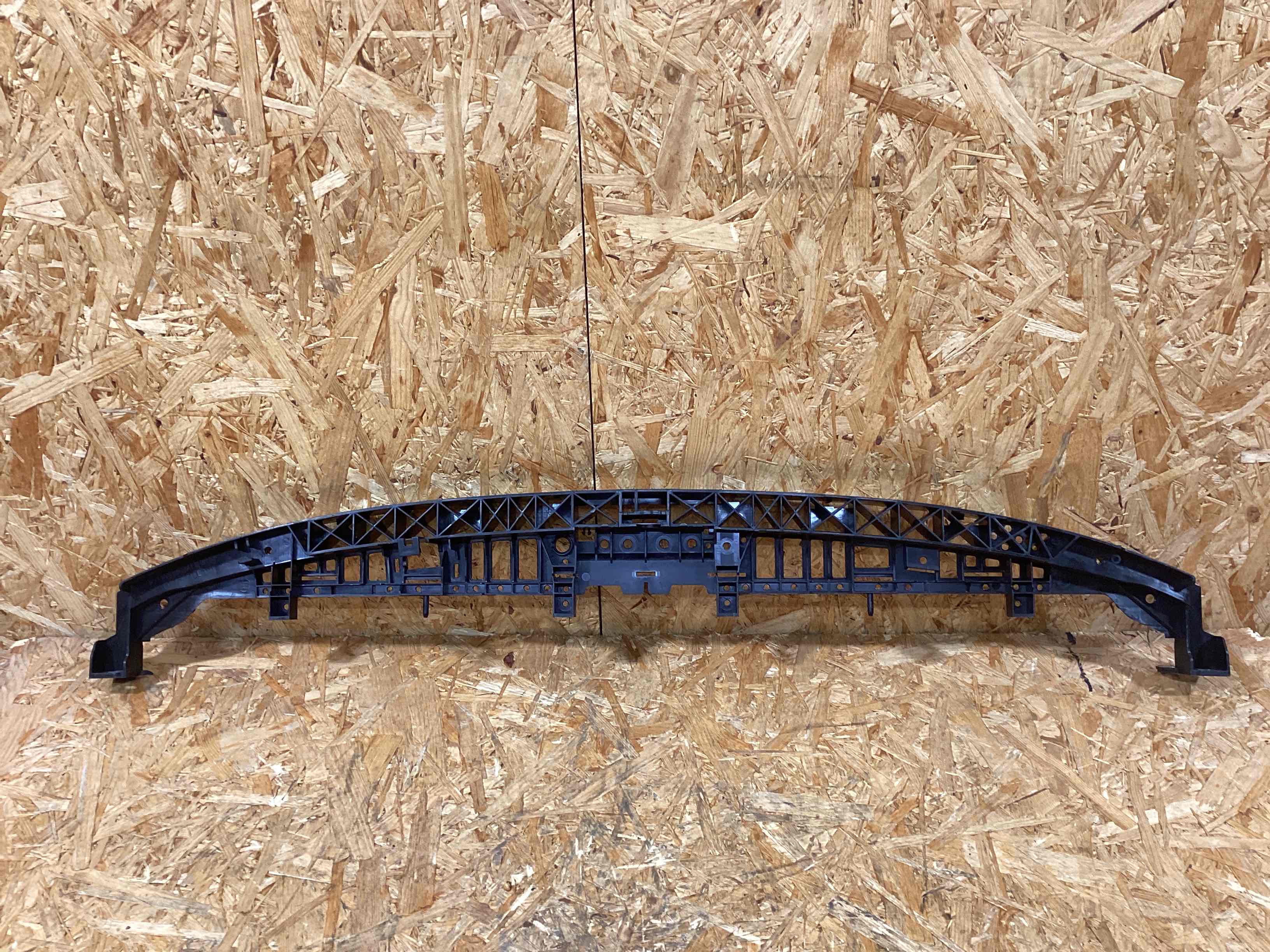 Опора радиатора, крепление/кронштейн, уплотнитель радиатора Porsche Cayenne 181125-125