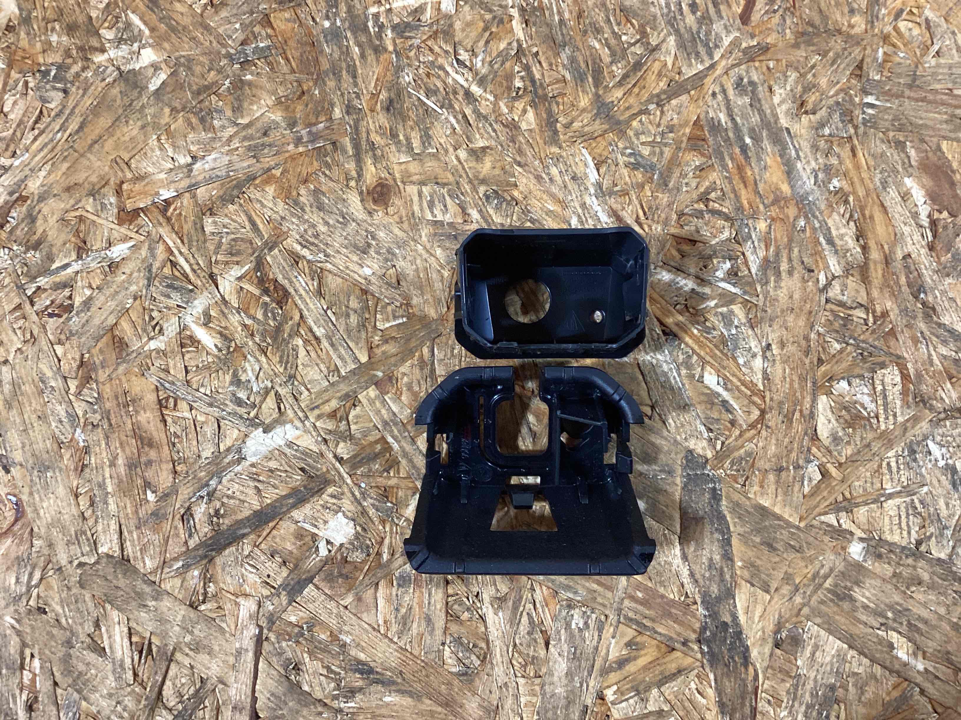 Камера, крепление камеры, корпус Porsche Macan 181225-111