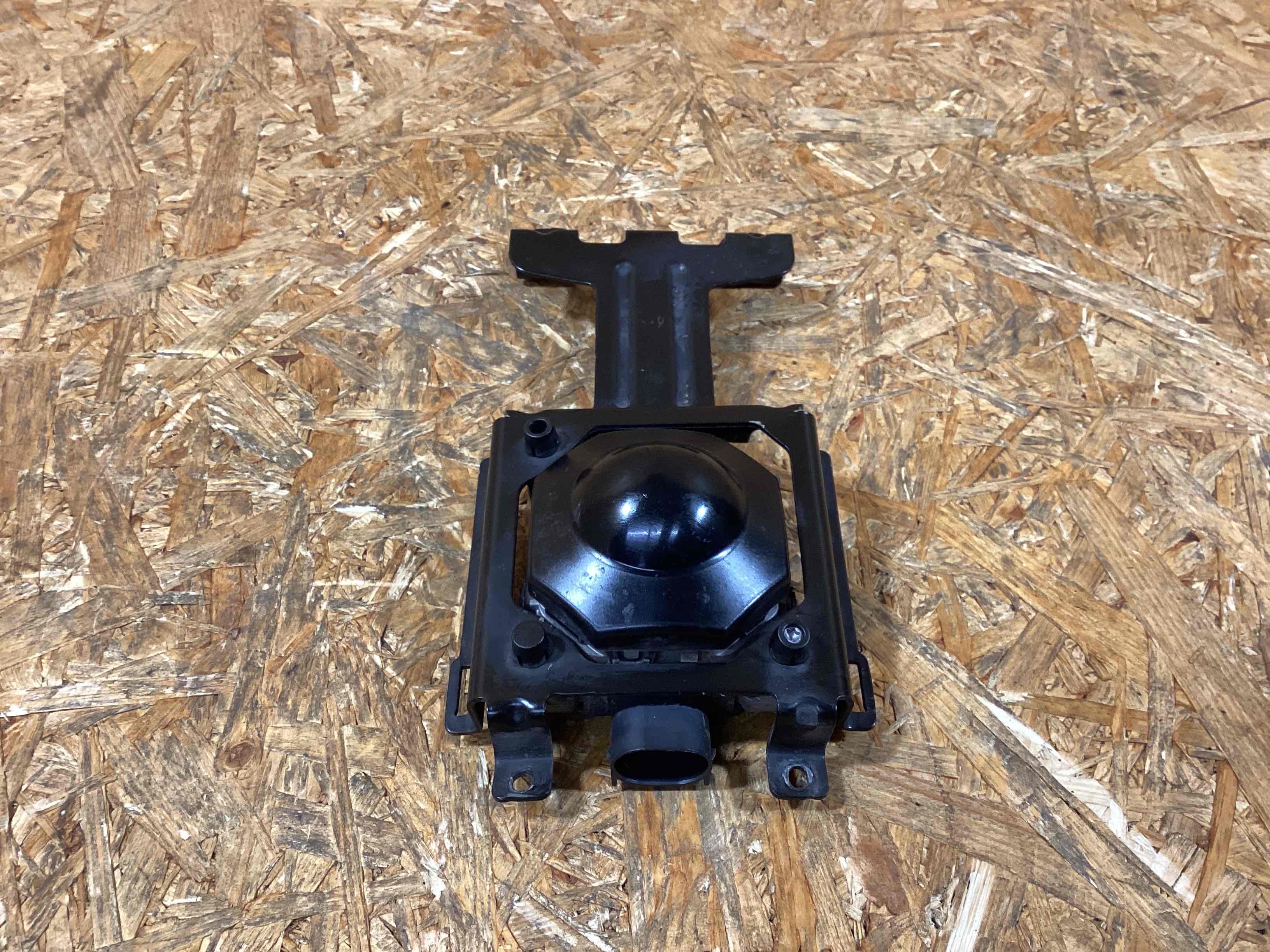 Активный круиз-контроль Porsche Cayenne 181225-116