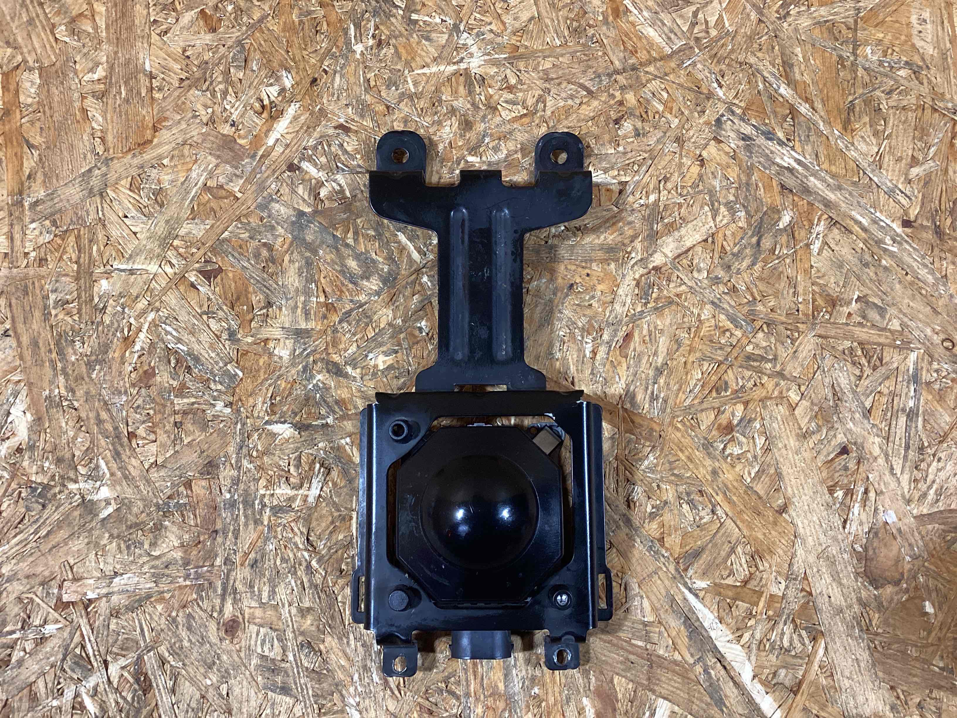 Активный круиз-контроль Porsche Cayenne 181225-116