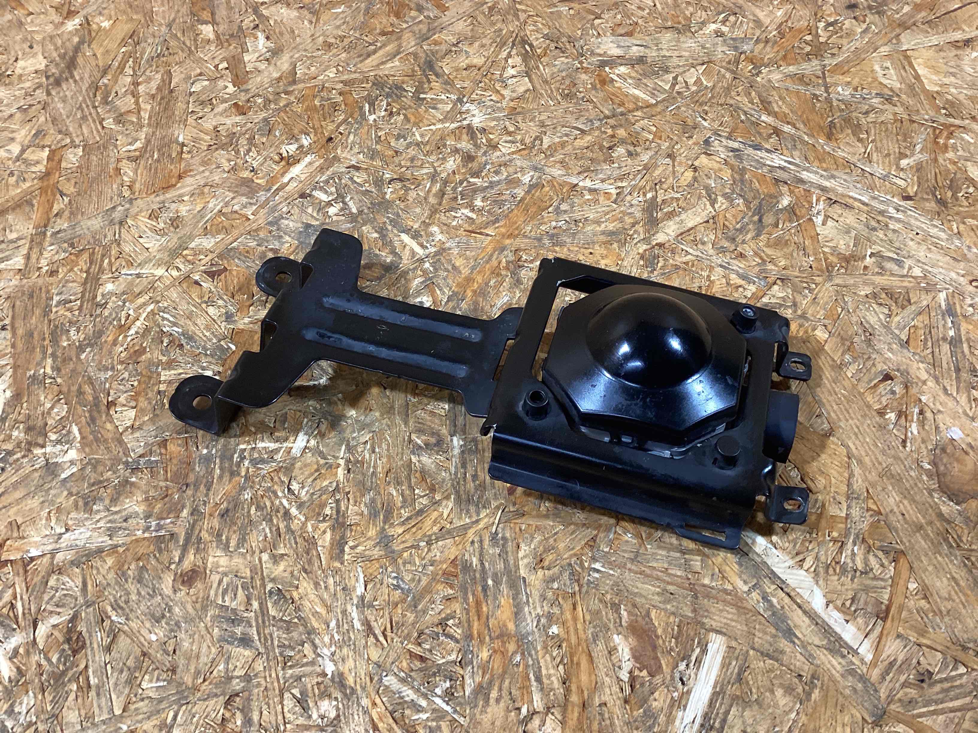 Активный круиз-контроль Porsche Cayenne 181225-116