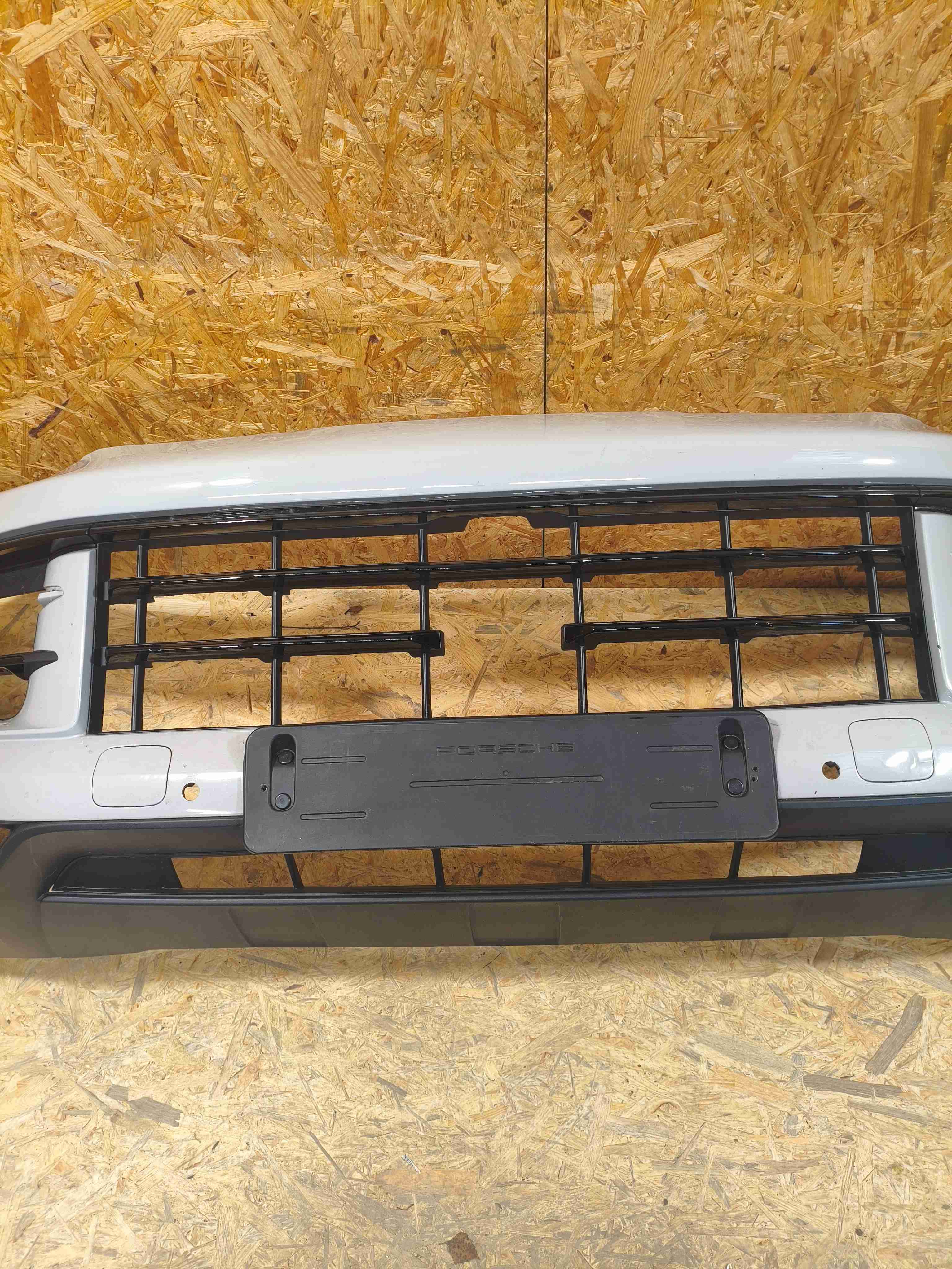 Бампер передний Porsche Cayenne 190126-101