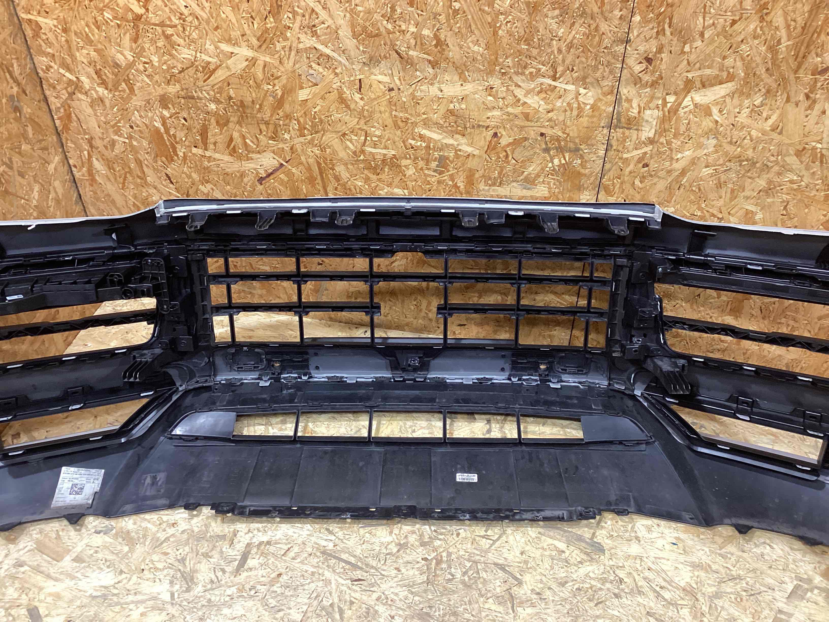 Бампер передний Porsche Cayenne 190126-101