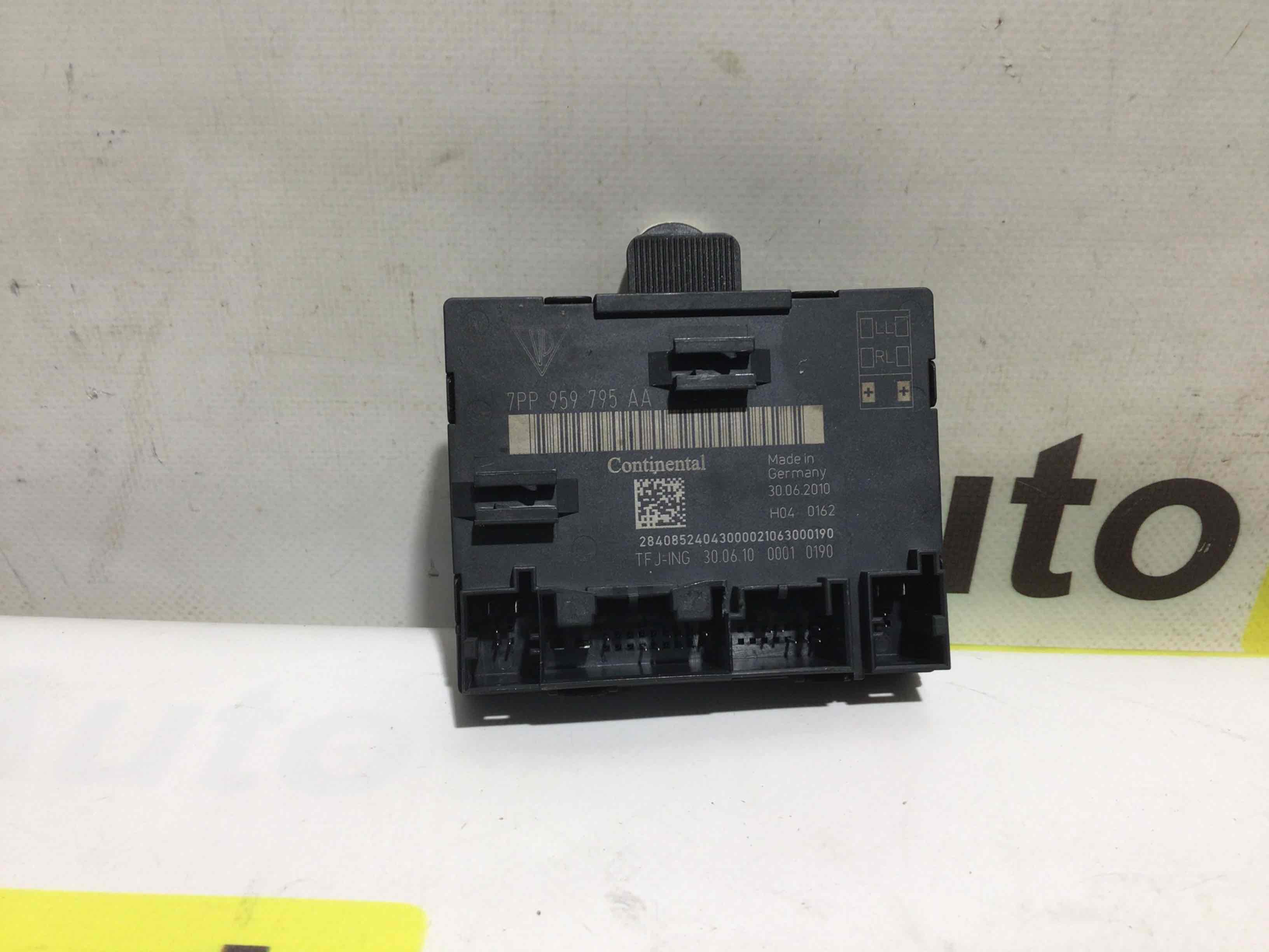 Блок управления дверьми Porsche Cayenne 190226-004